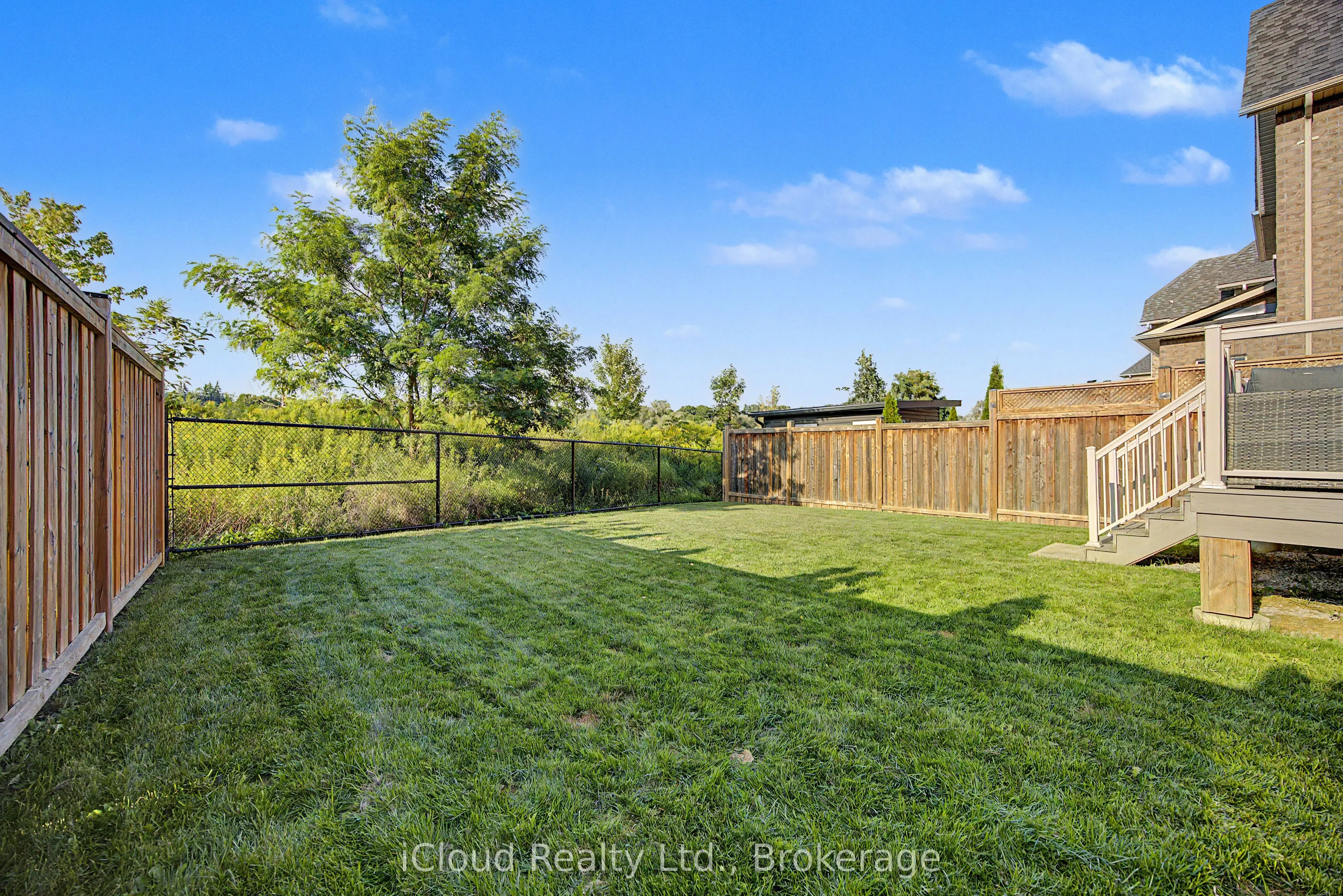 47 West Branch Drive