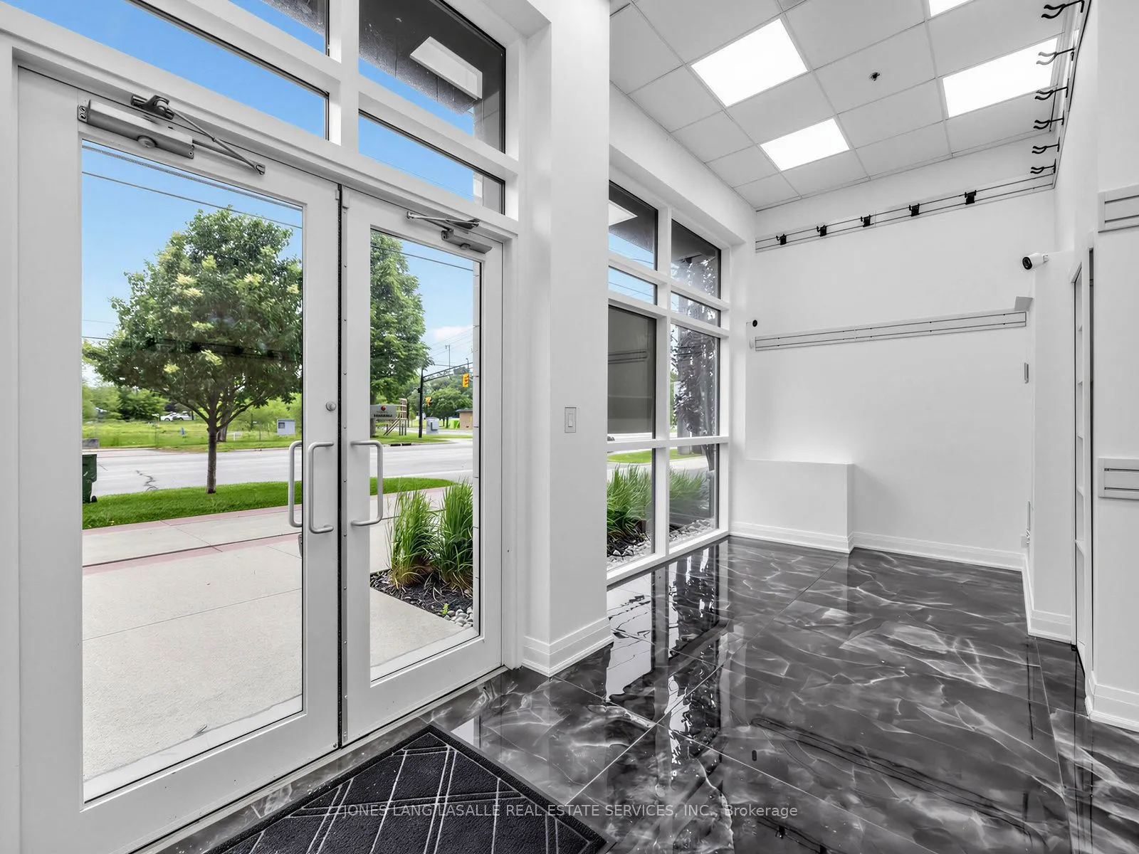 34 Plains Road E #102