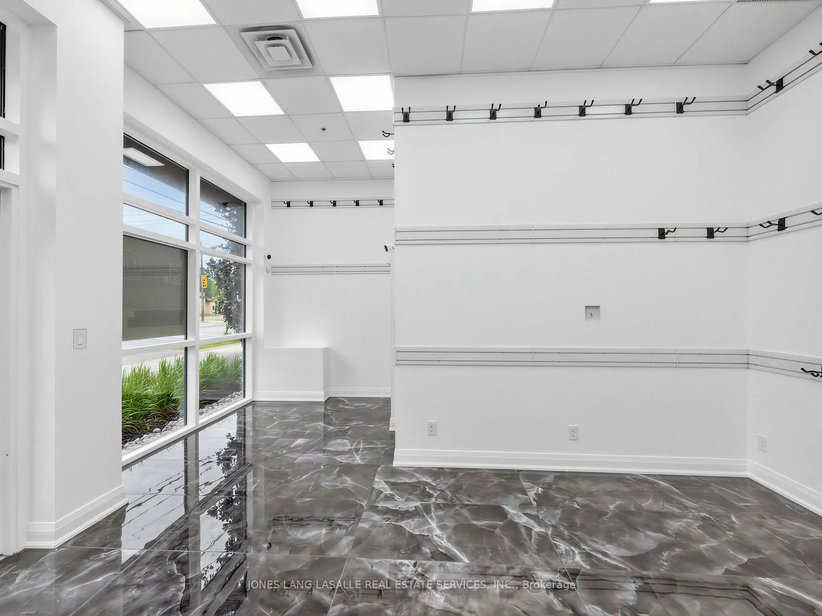 34 Plains Road E #102