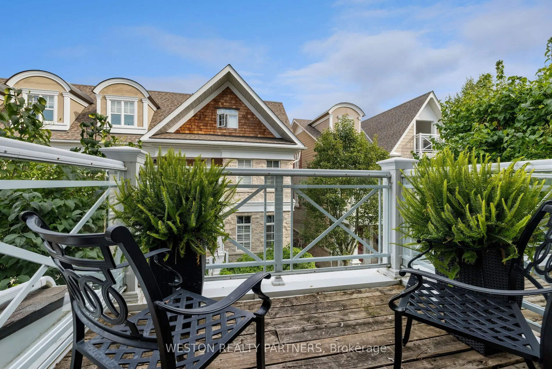 2369 Ontario Street #17