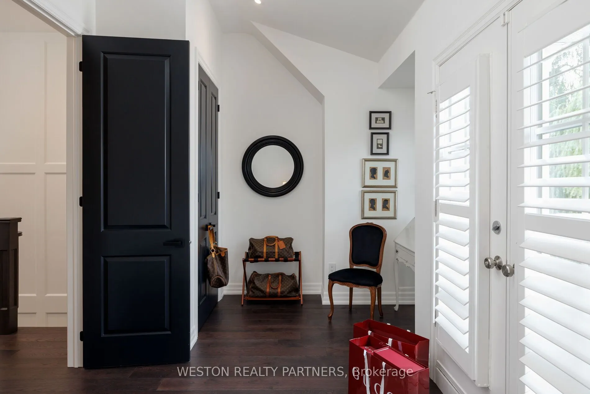 2369 Ontario Street #17
