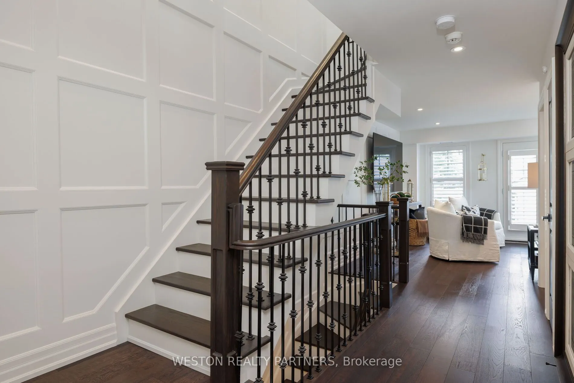 2369 Ontario Street #17