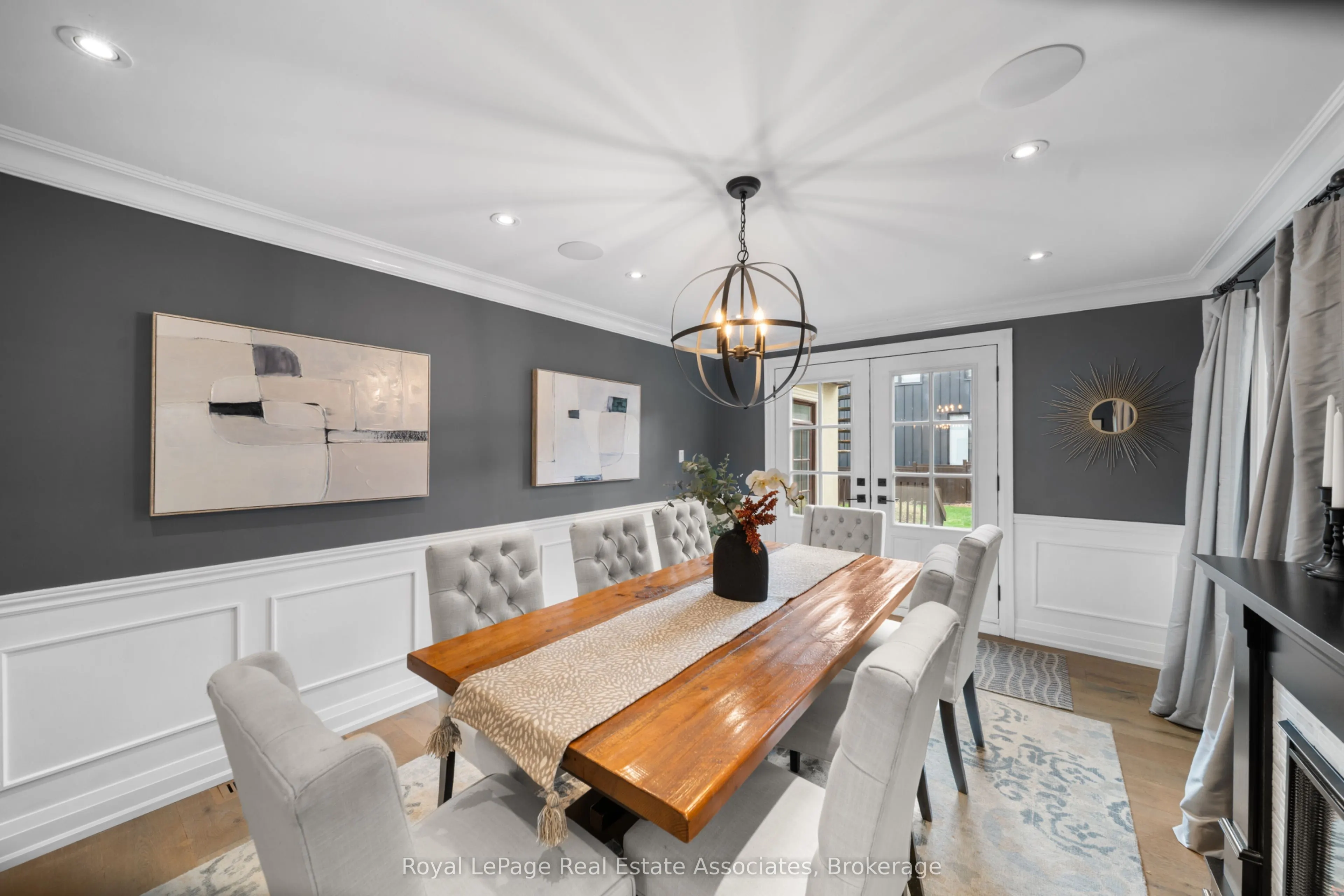 36 Mississauga Road N