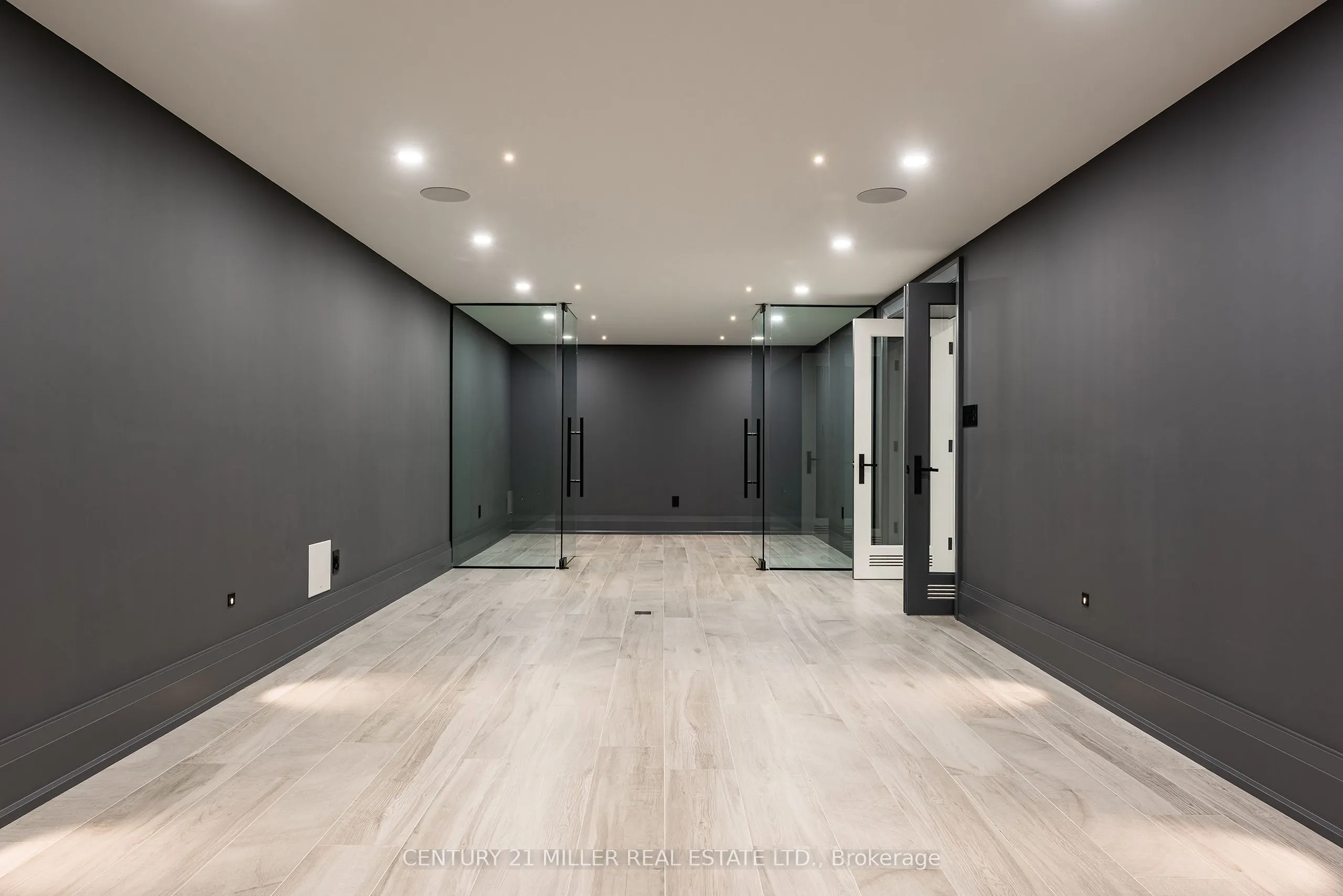481 Chartwell Road
