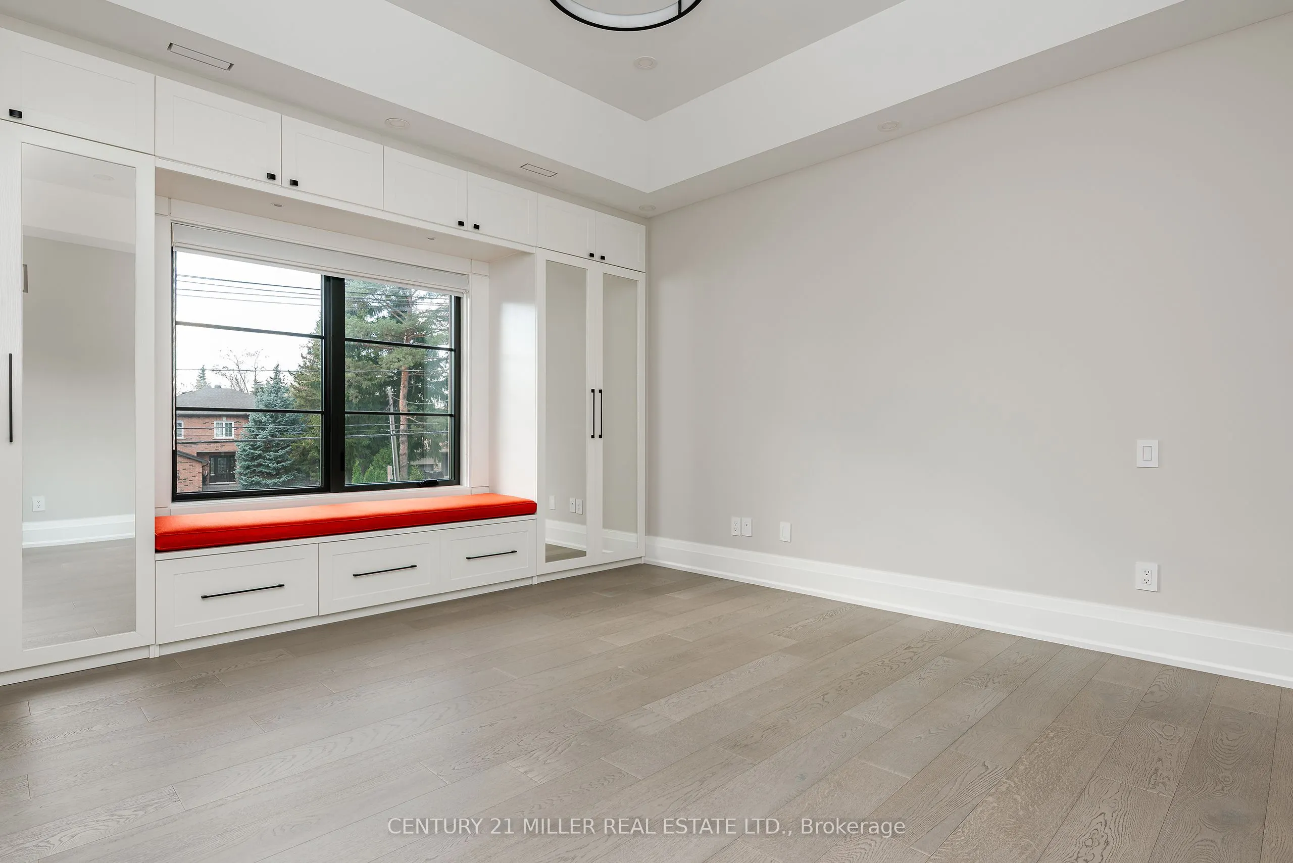 481 Chartwell Road