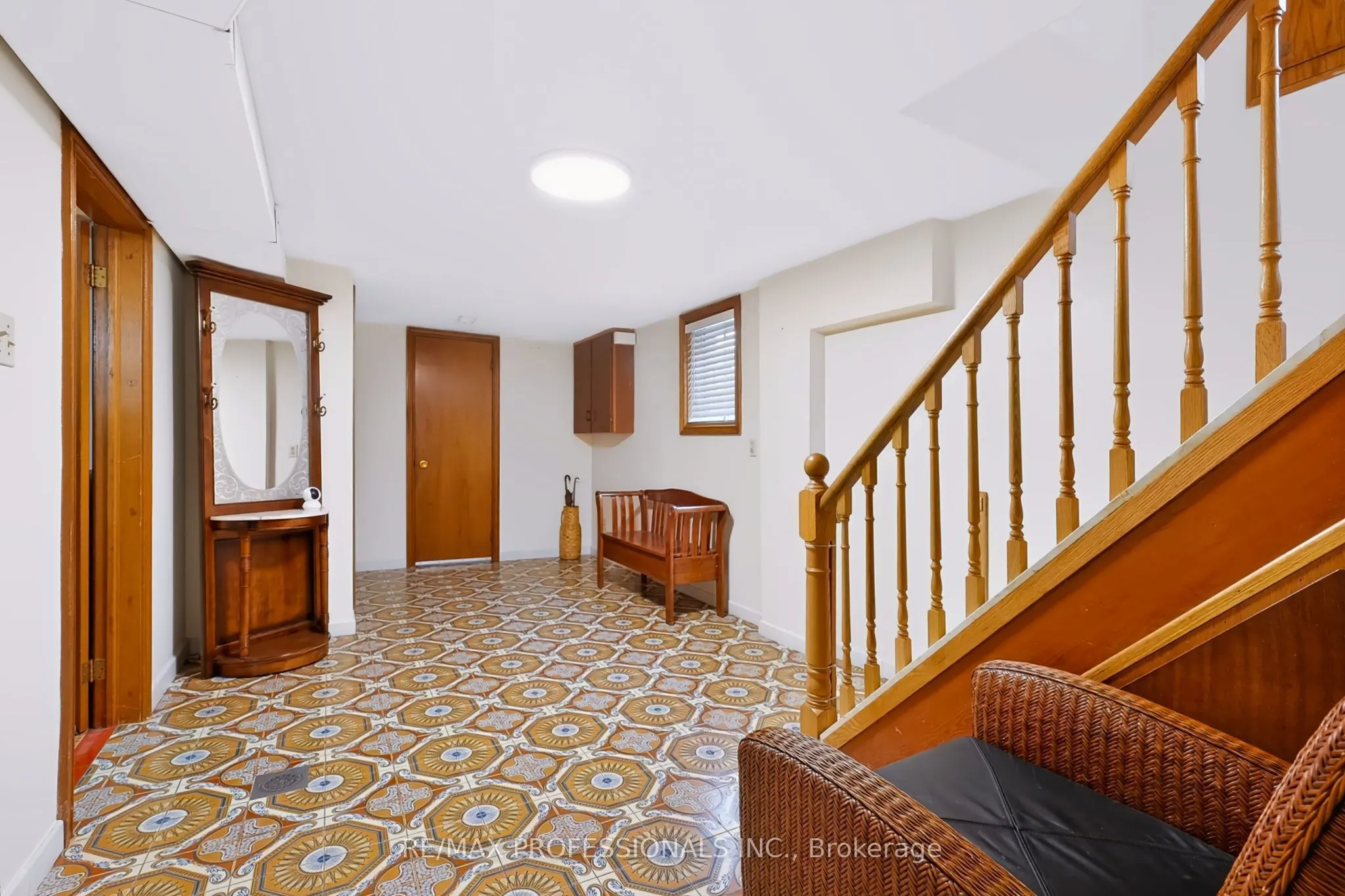 42 Woolgar Avenue