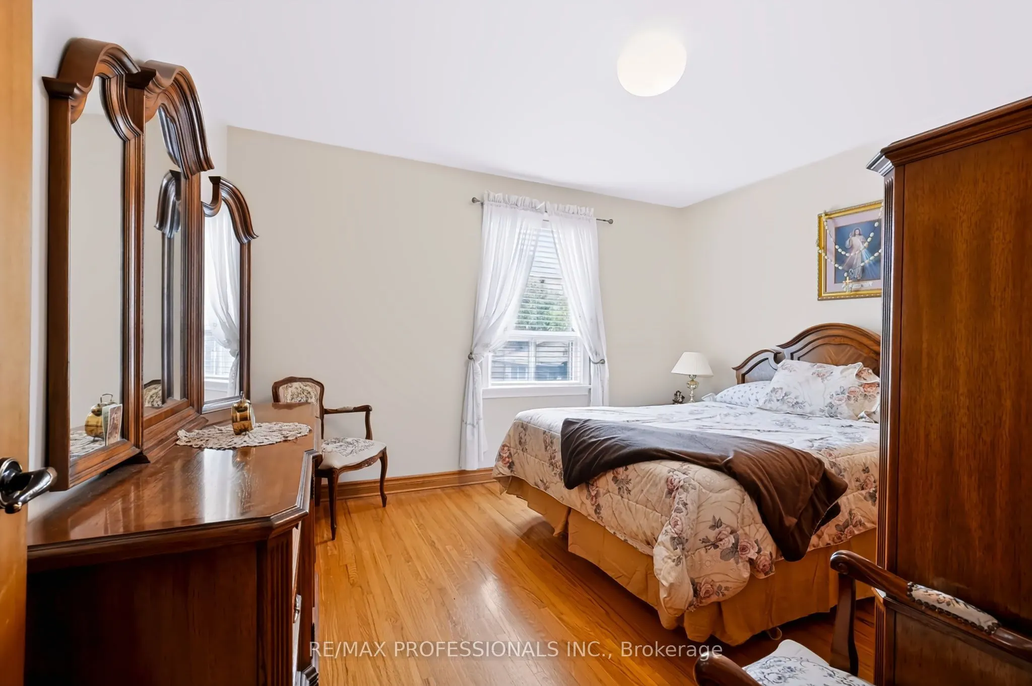 42 Woolgar Avenue