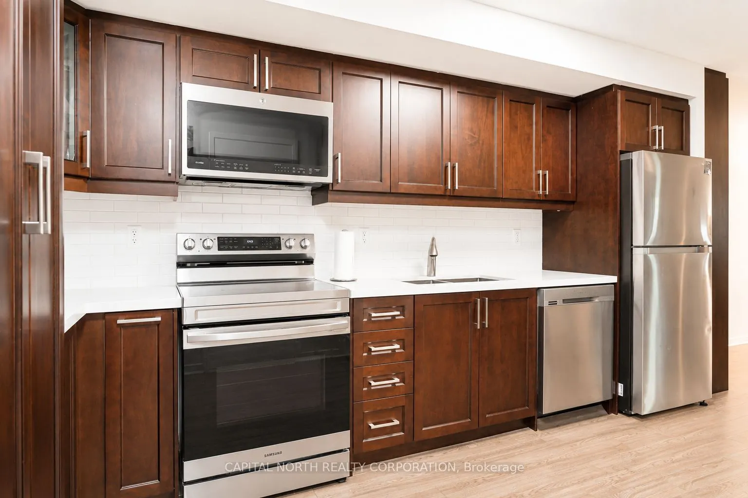 1050 The Queensway #207
