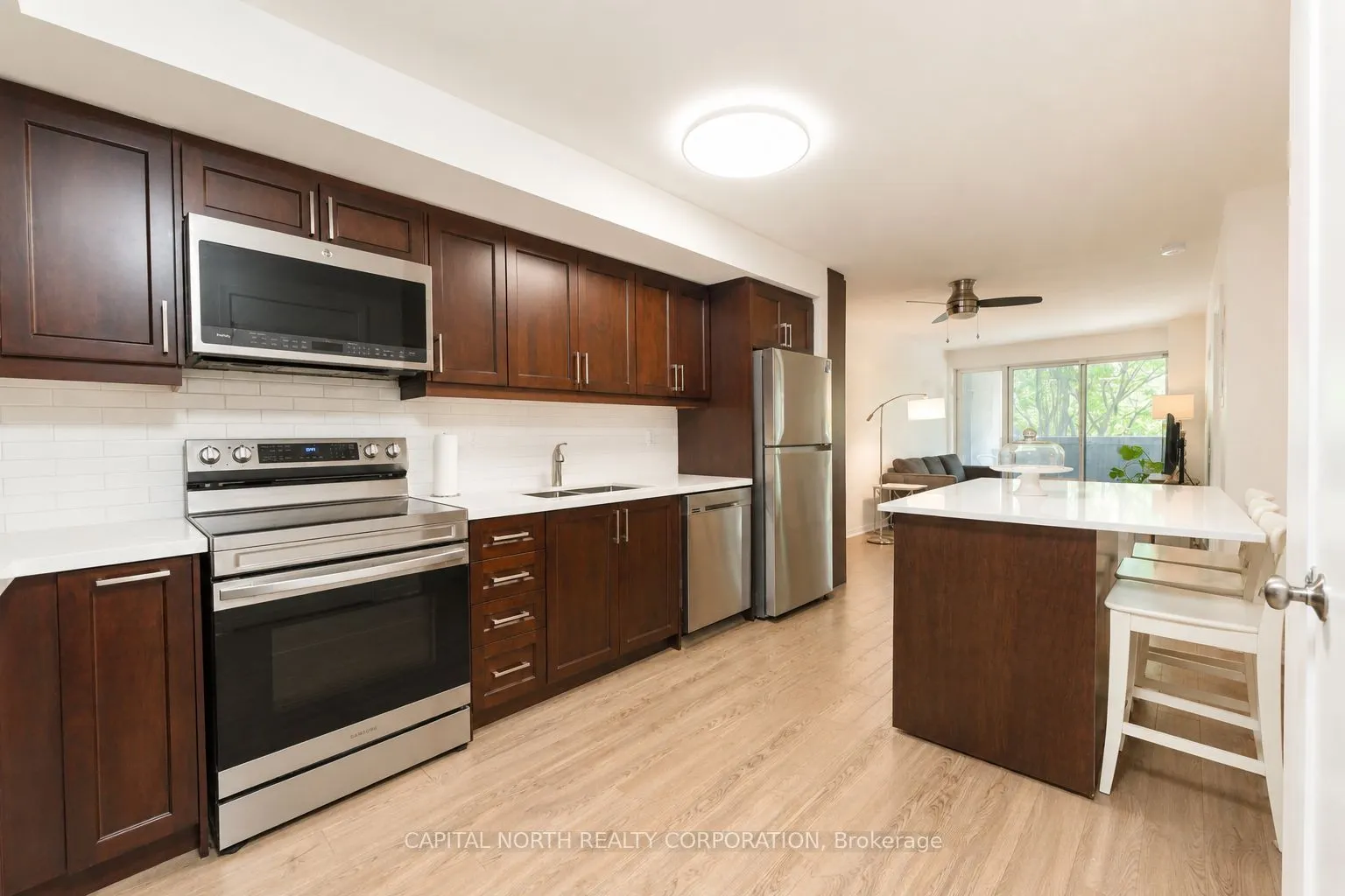 1050 The Queensway #207