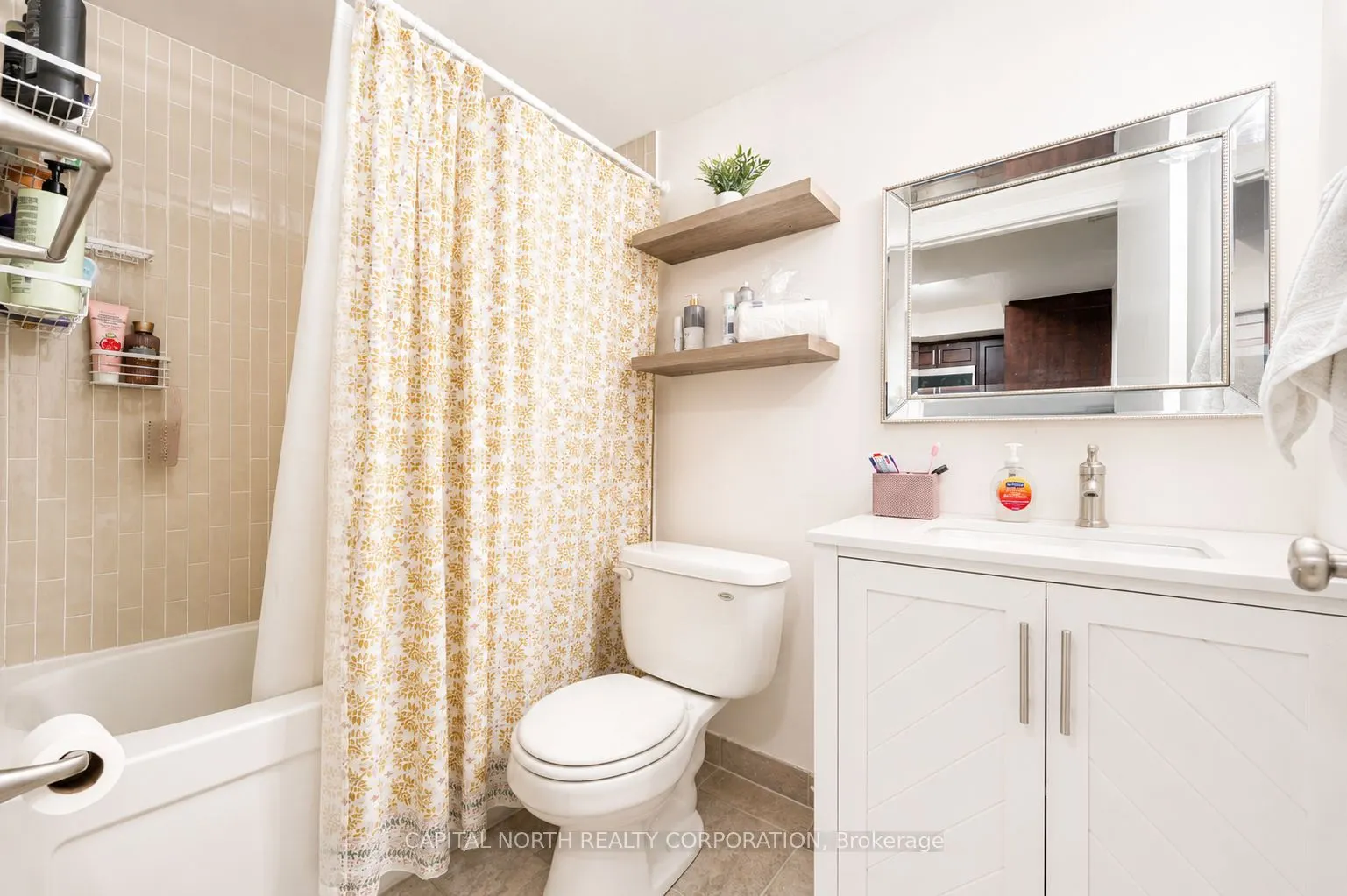 1050 The Queensway #207