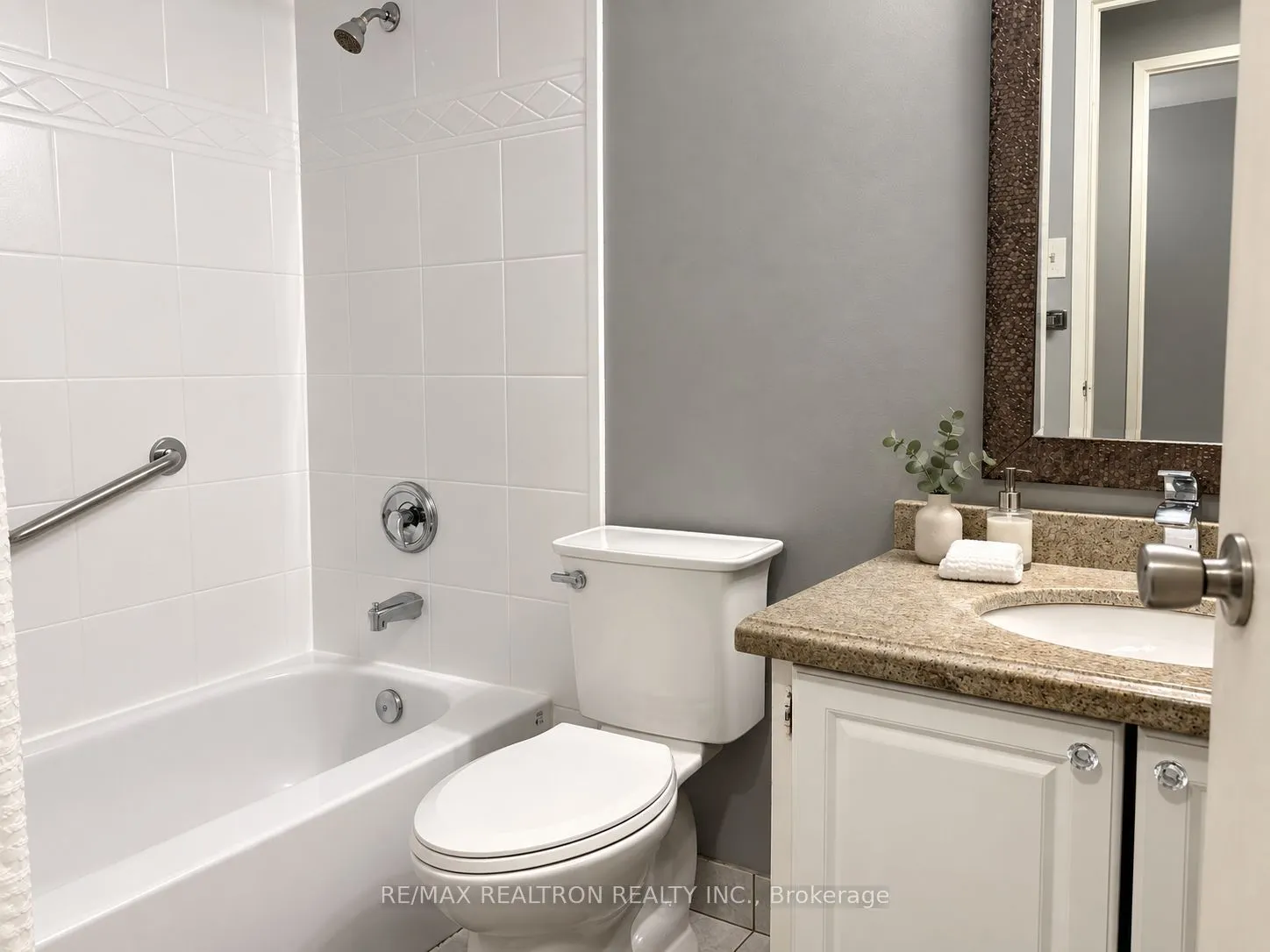 10 Martha Eaton Way #1411