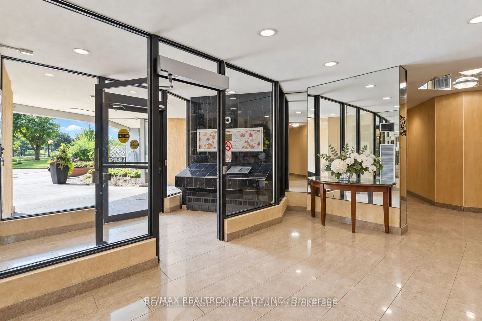 10 Martha Eaton Way #1411