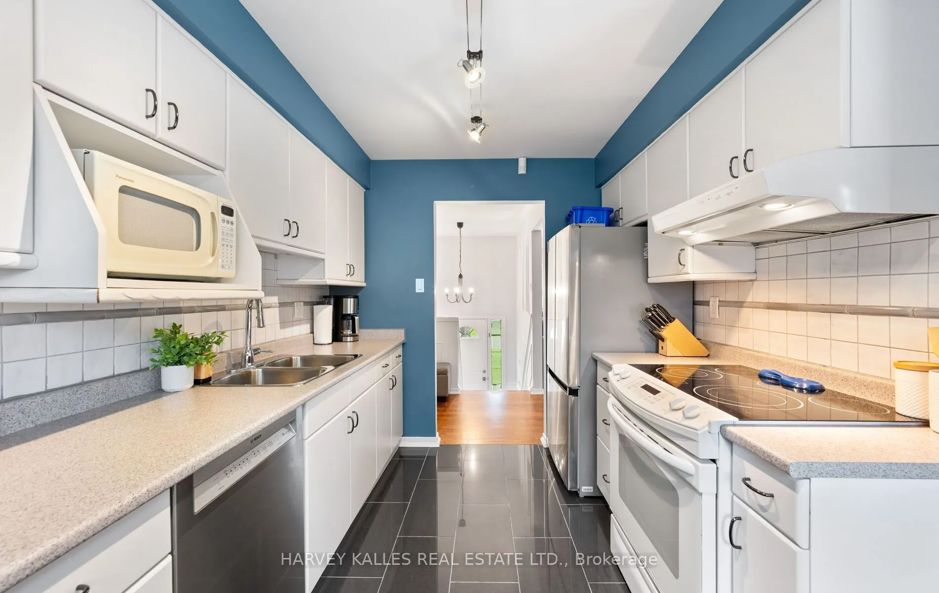 143 Kingsview Drive
