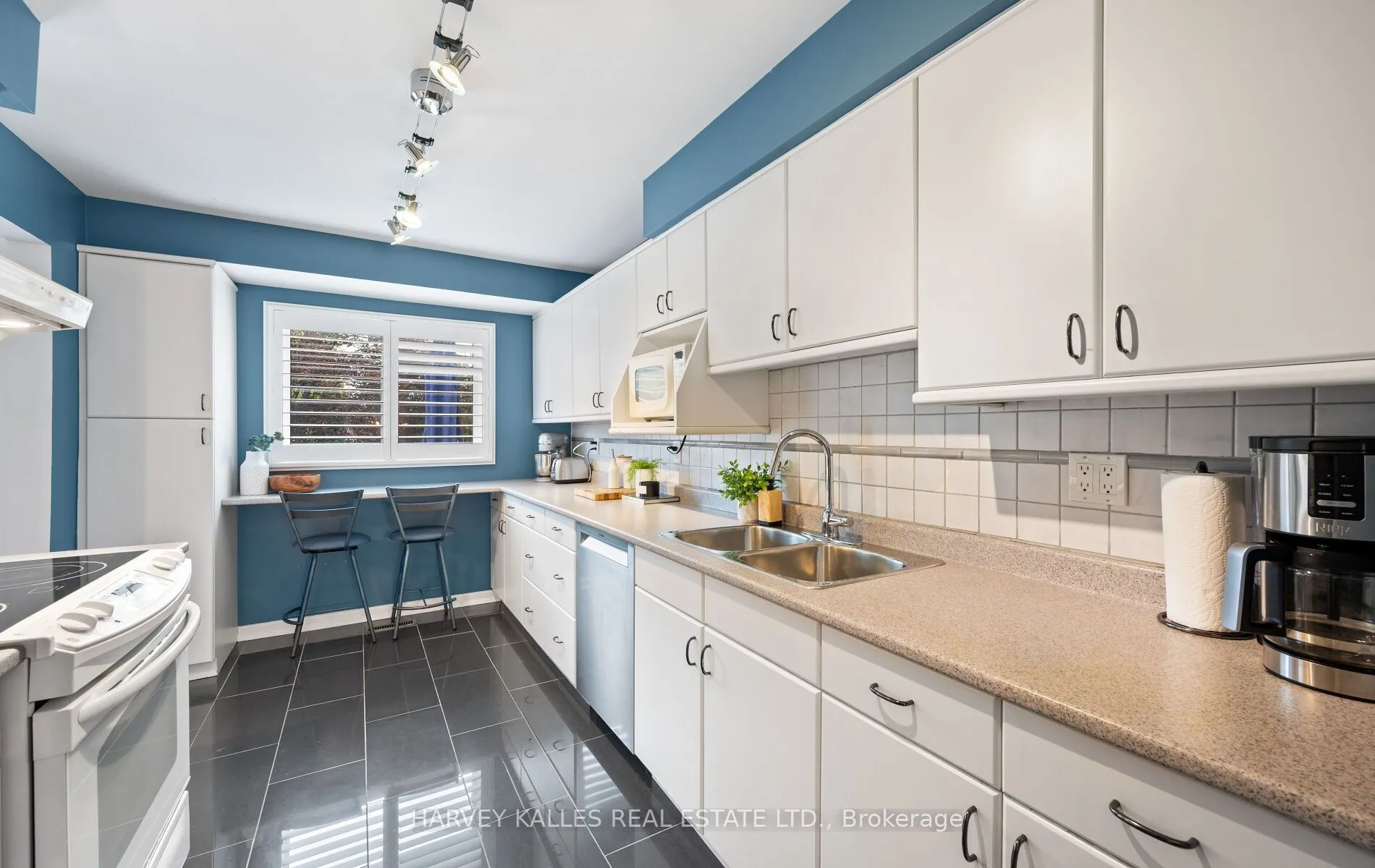 143 Kingsview Drive