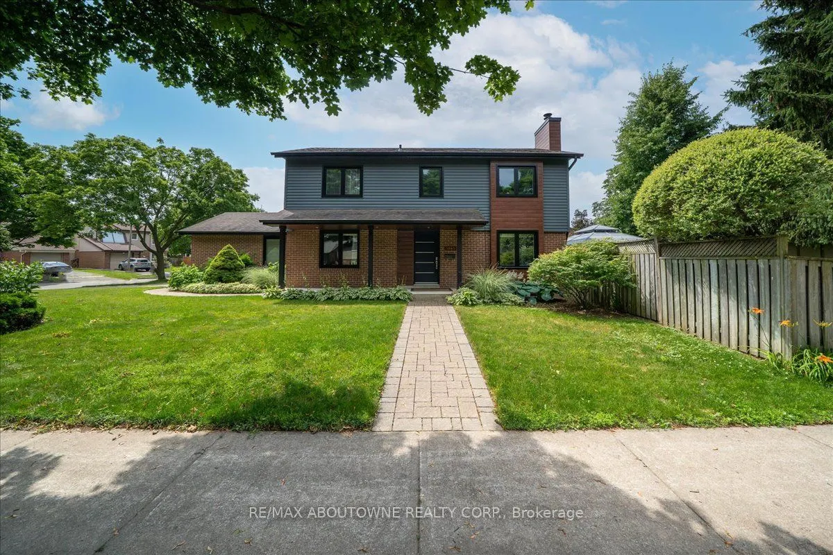 3985 Taffey Crescent