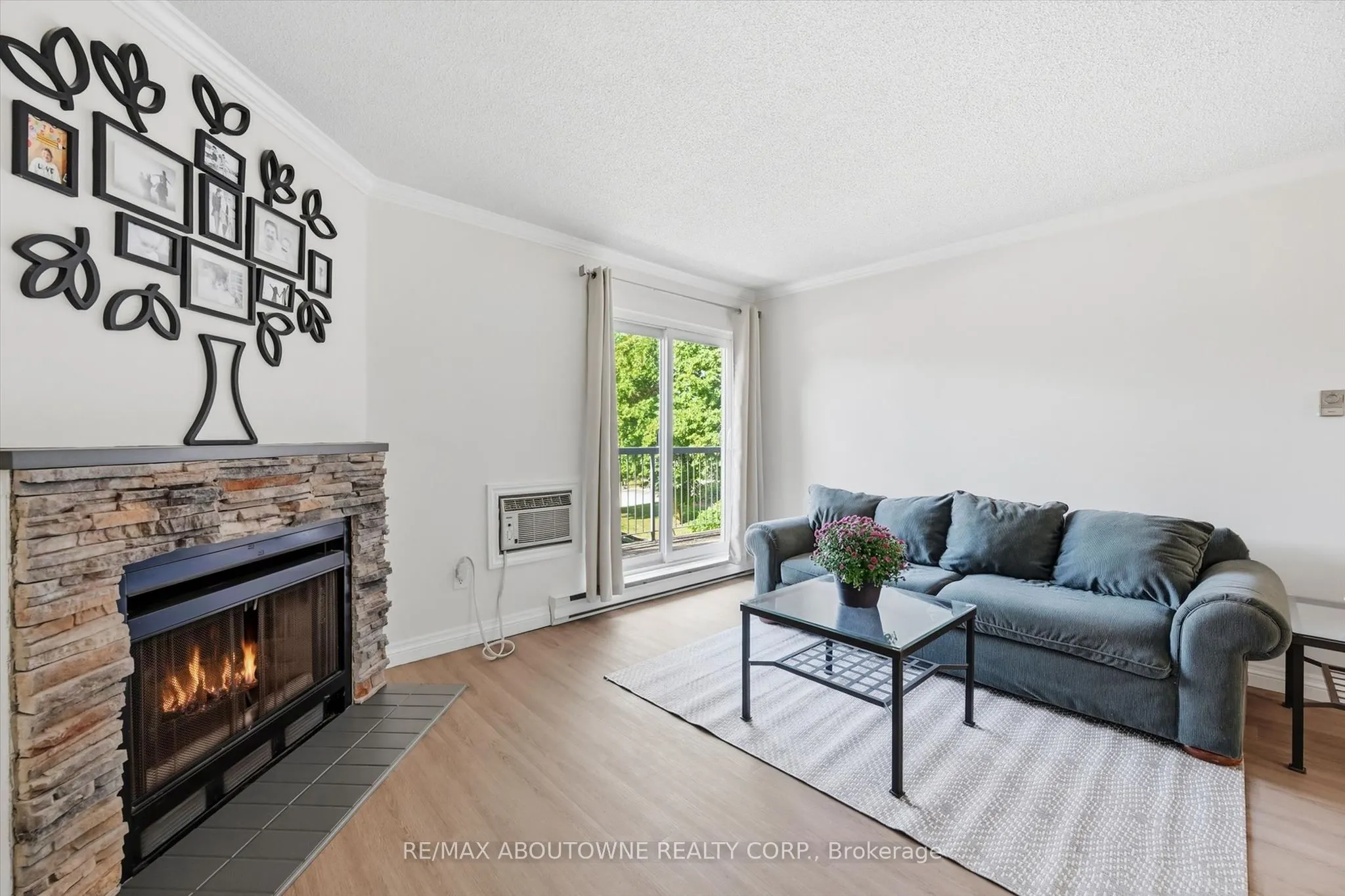 1450 Glen Abbey Gate #1121