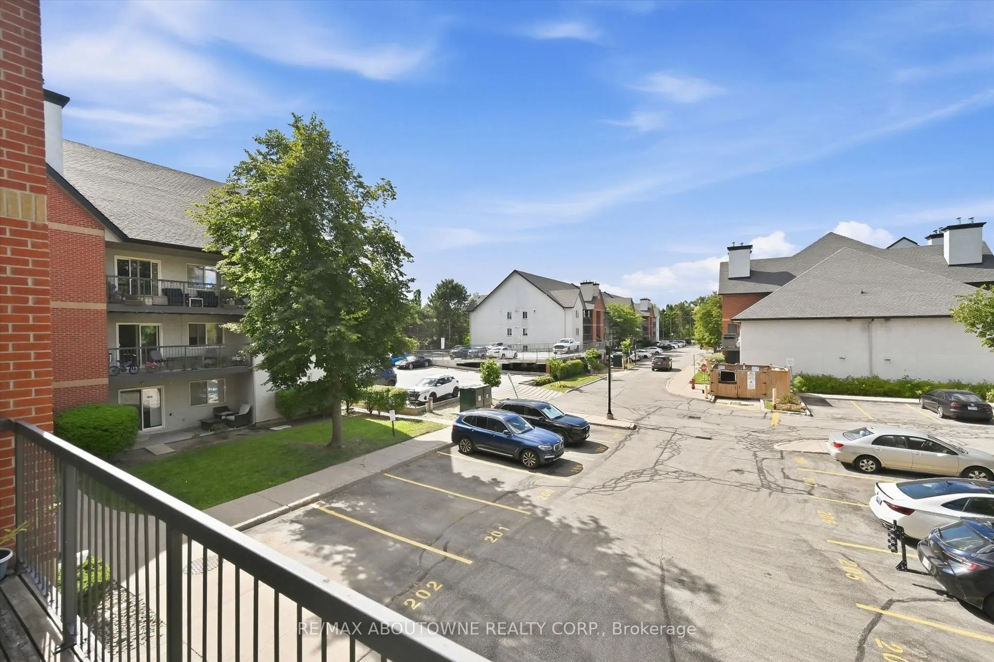 1450 Glen Abbey Gate #1121