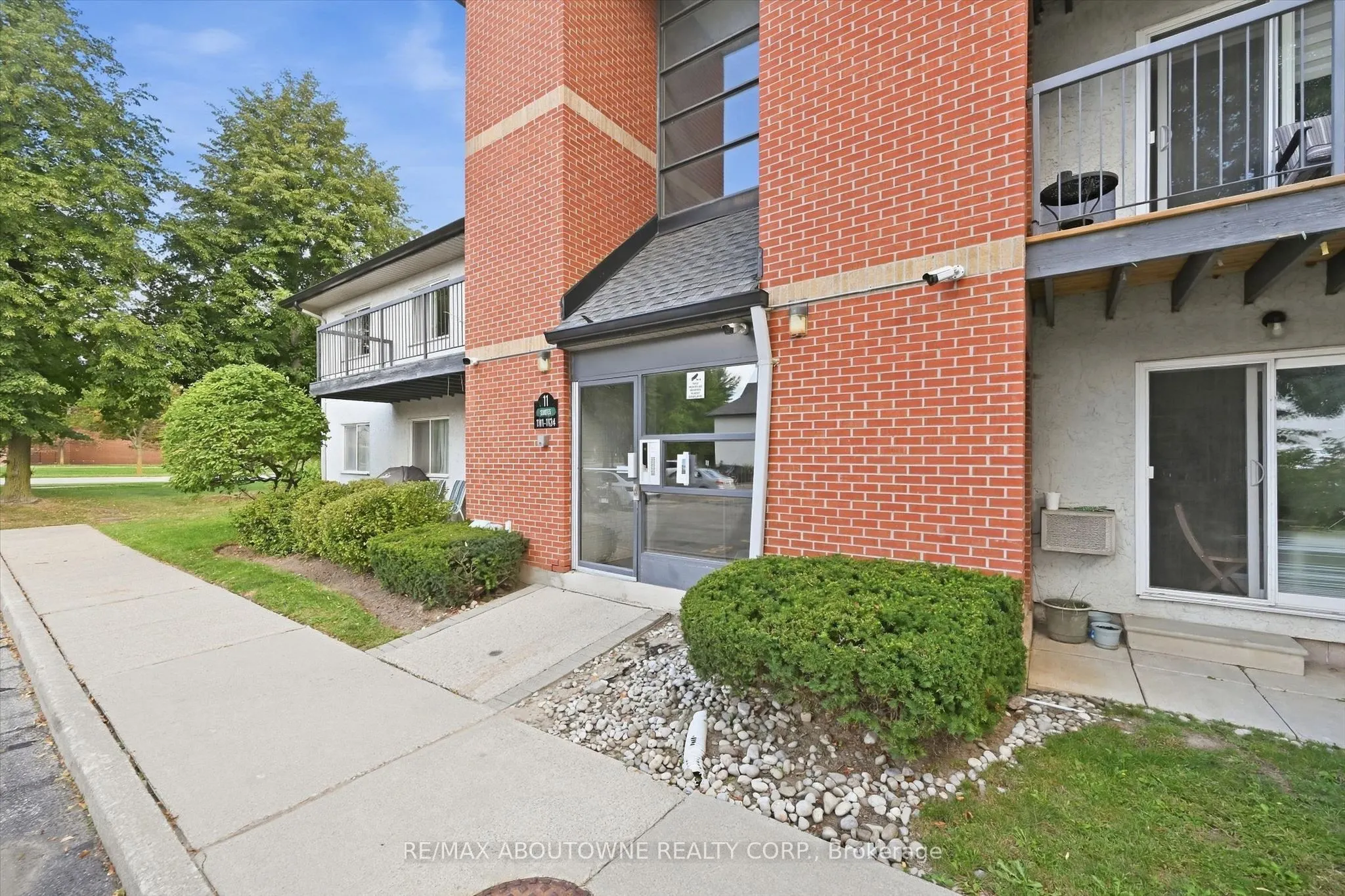 1450 Glen Abbey Gate #1121
