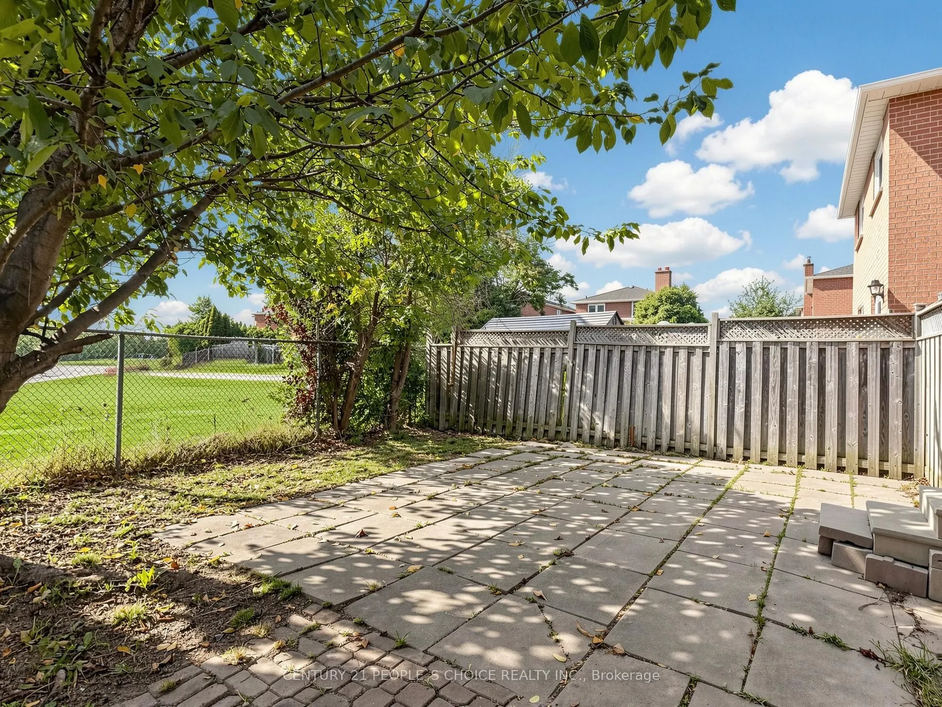 1125 Ivandale Drive