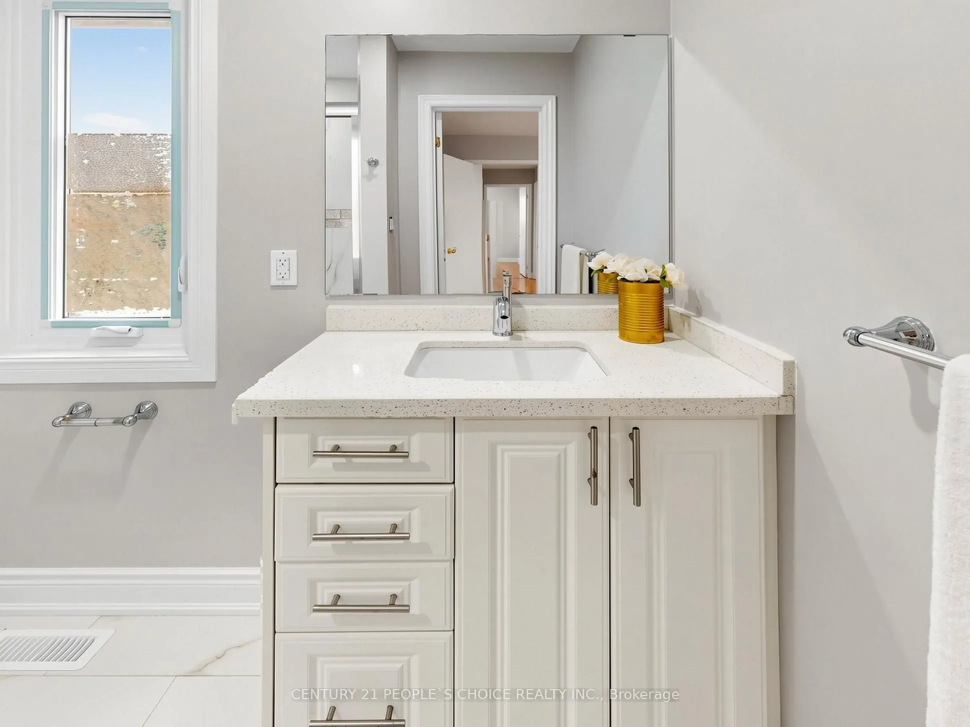 1125 Ivandale Drive