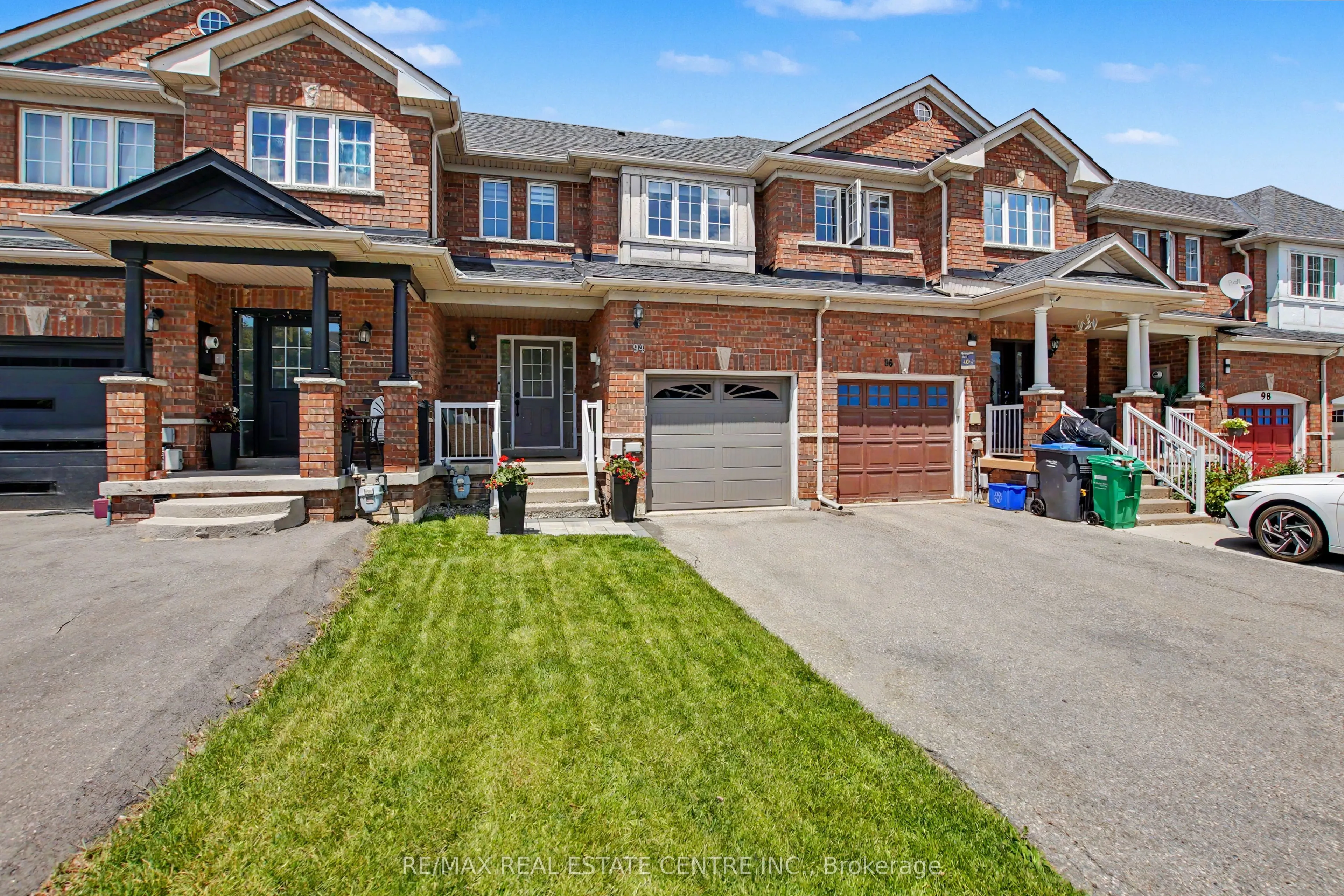 94 Timbertop Crescent