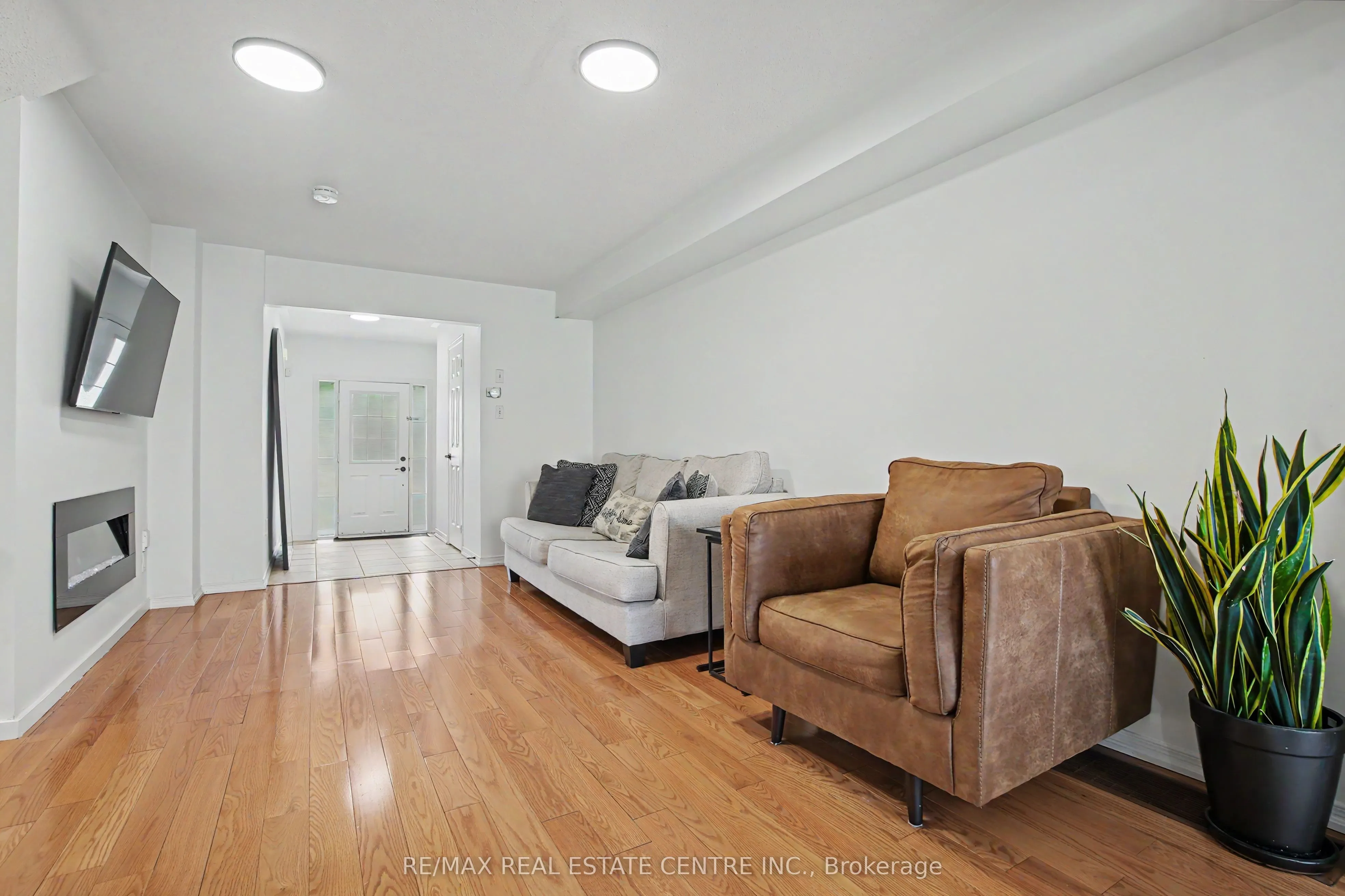 94 Timbertop Crescent
