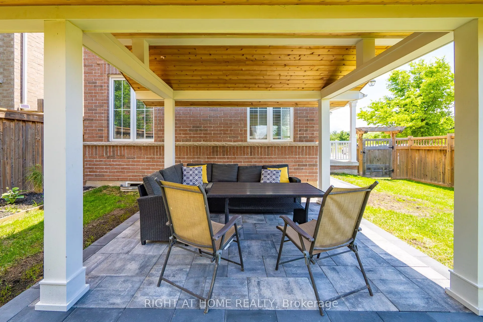 615 Hepburn Road