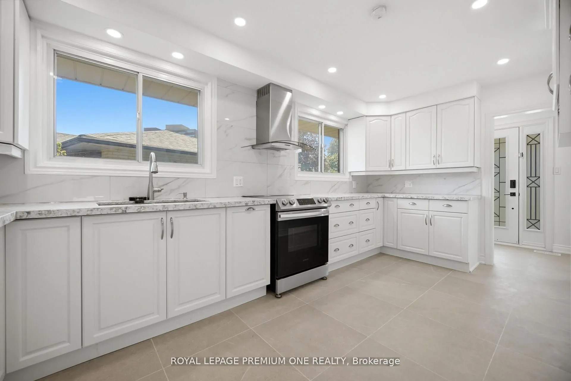 3195 Golden Orchard Drive