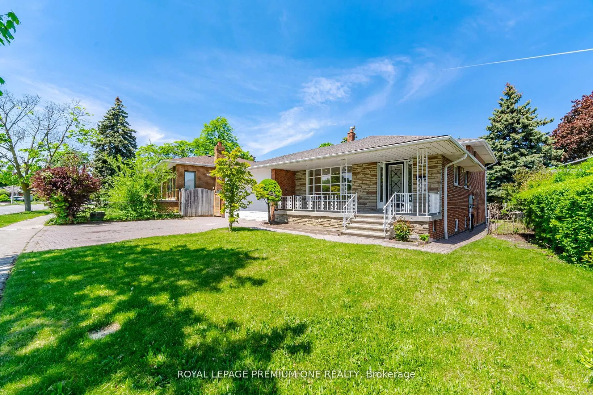 3195 Golden Orchard Drive