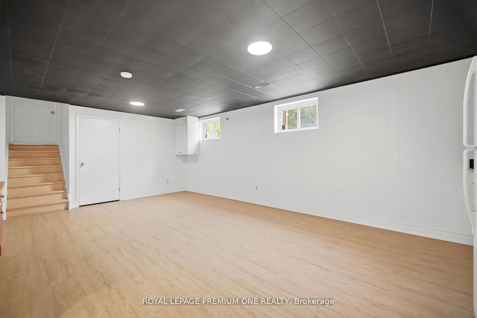 3195 Golden Orchard Drive