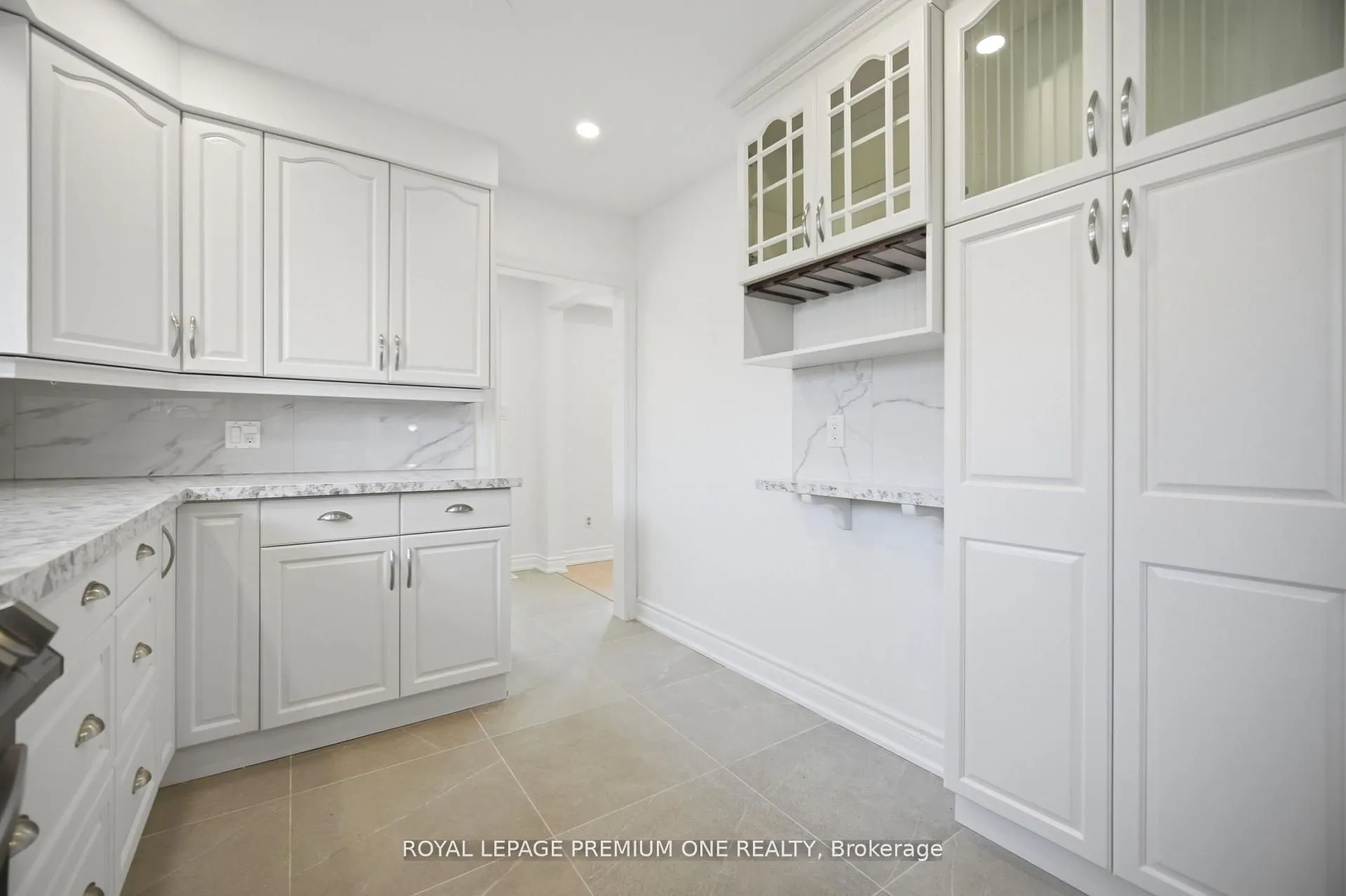 3195 Golden Orchard Drive