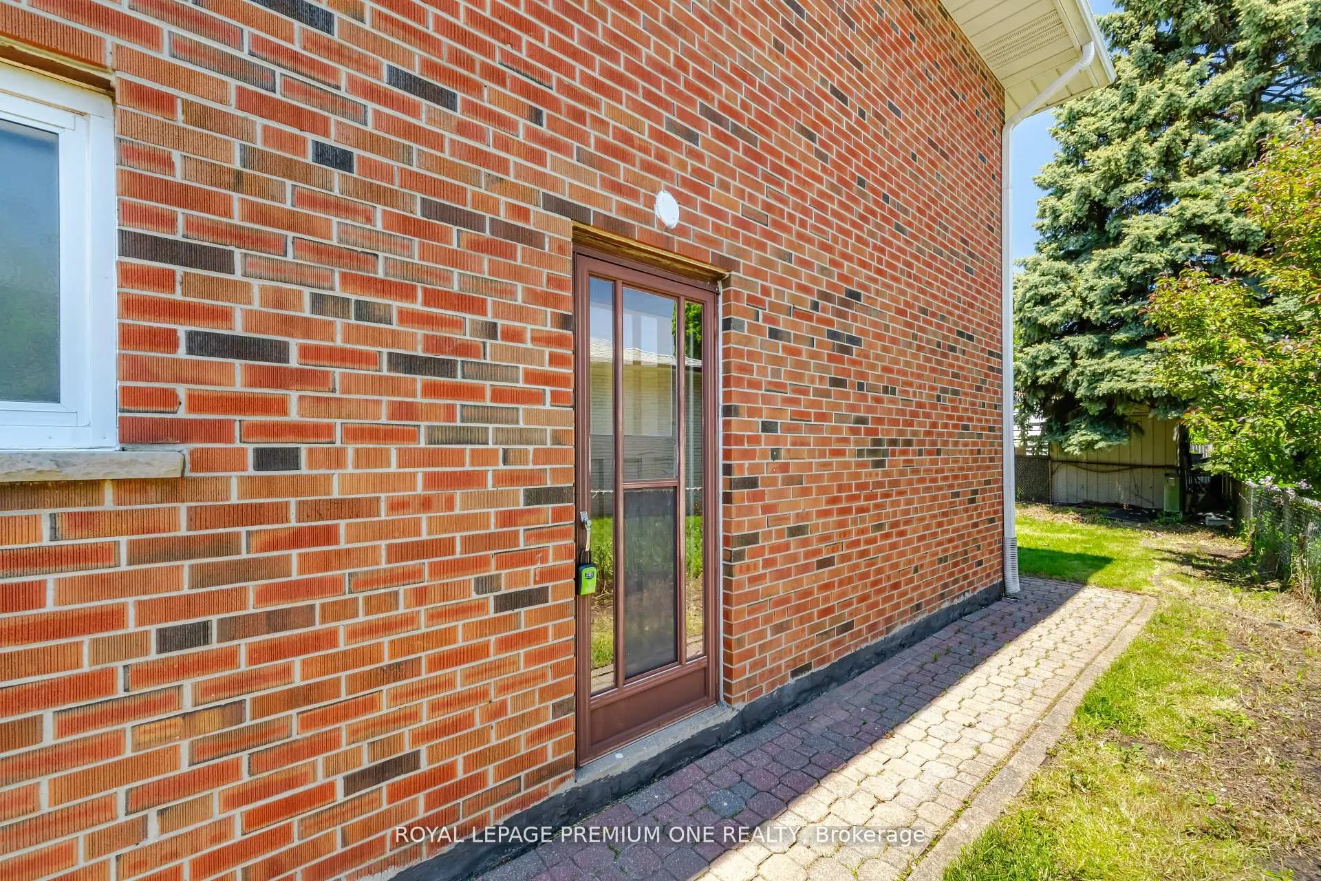 3195 Golden Orchard Drive