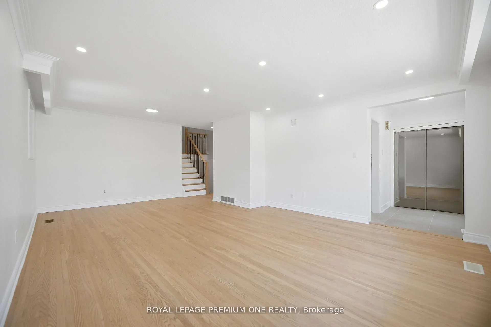 3195 Golden Orchard Drive