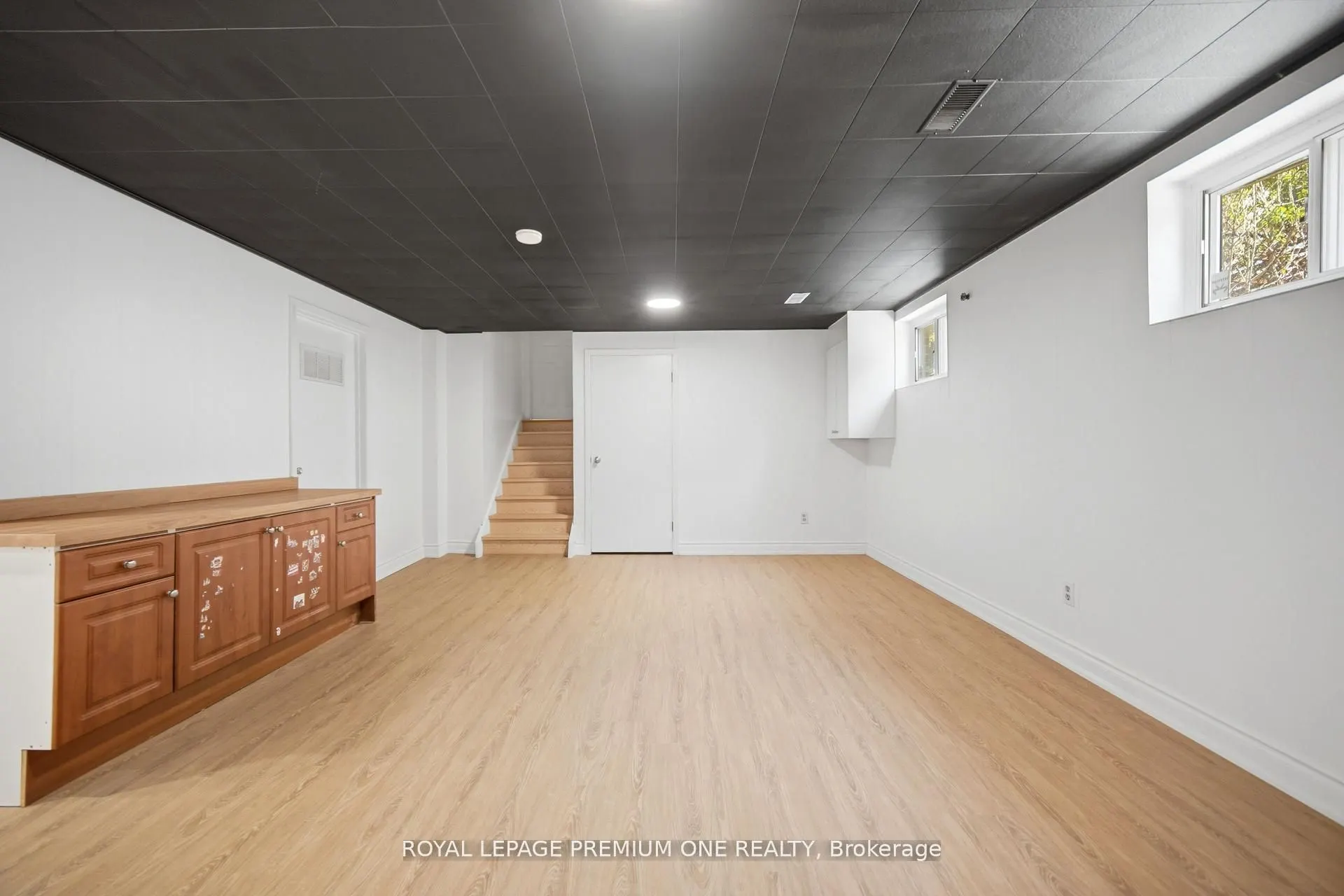 3195 Golden Orchard Drive