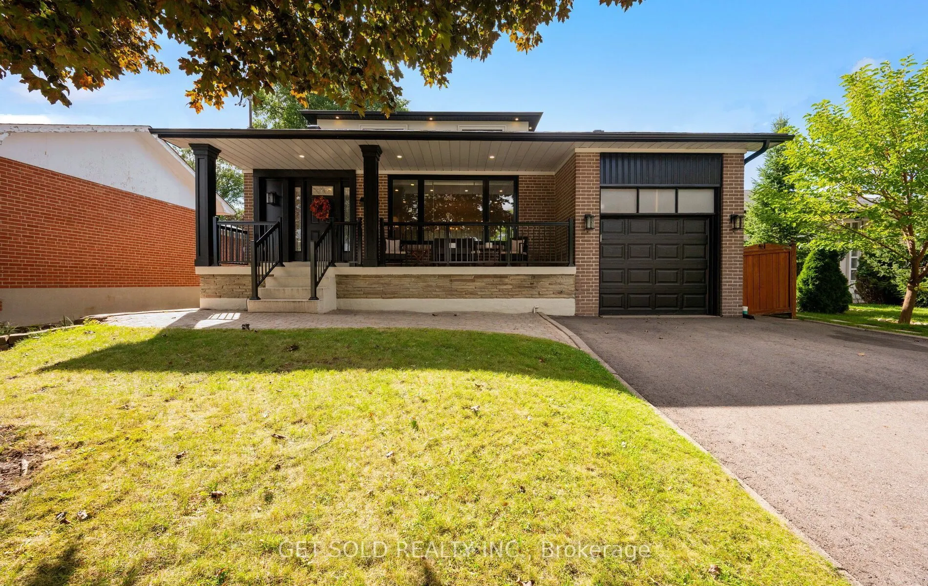 8 Hackmore Avenue