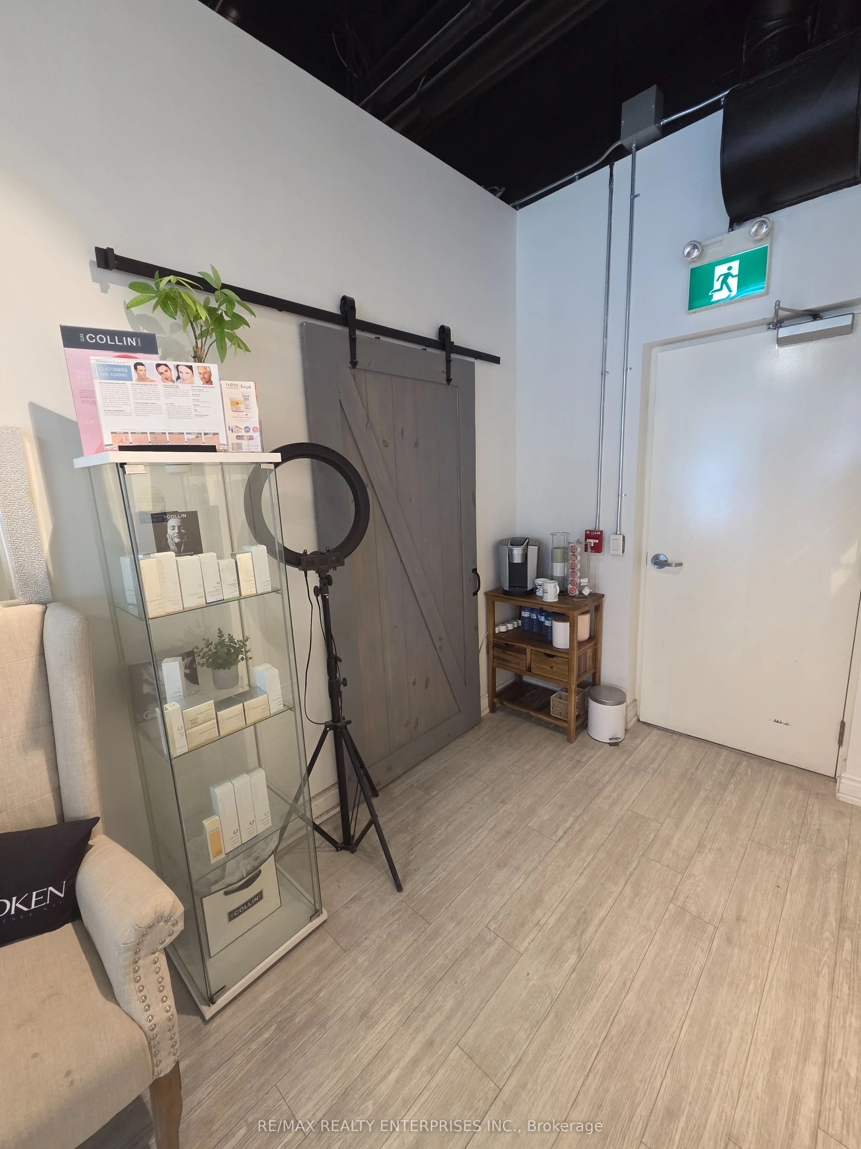 216 Oak Park Boulevard #106
