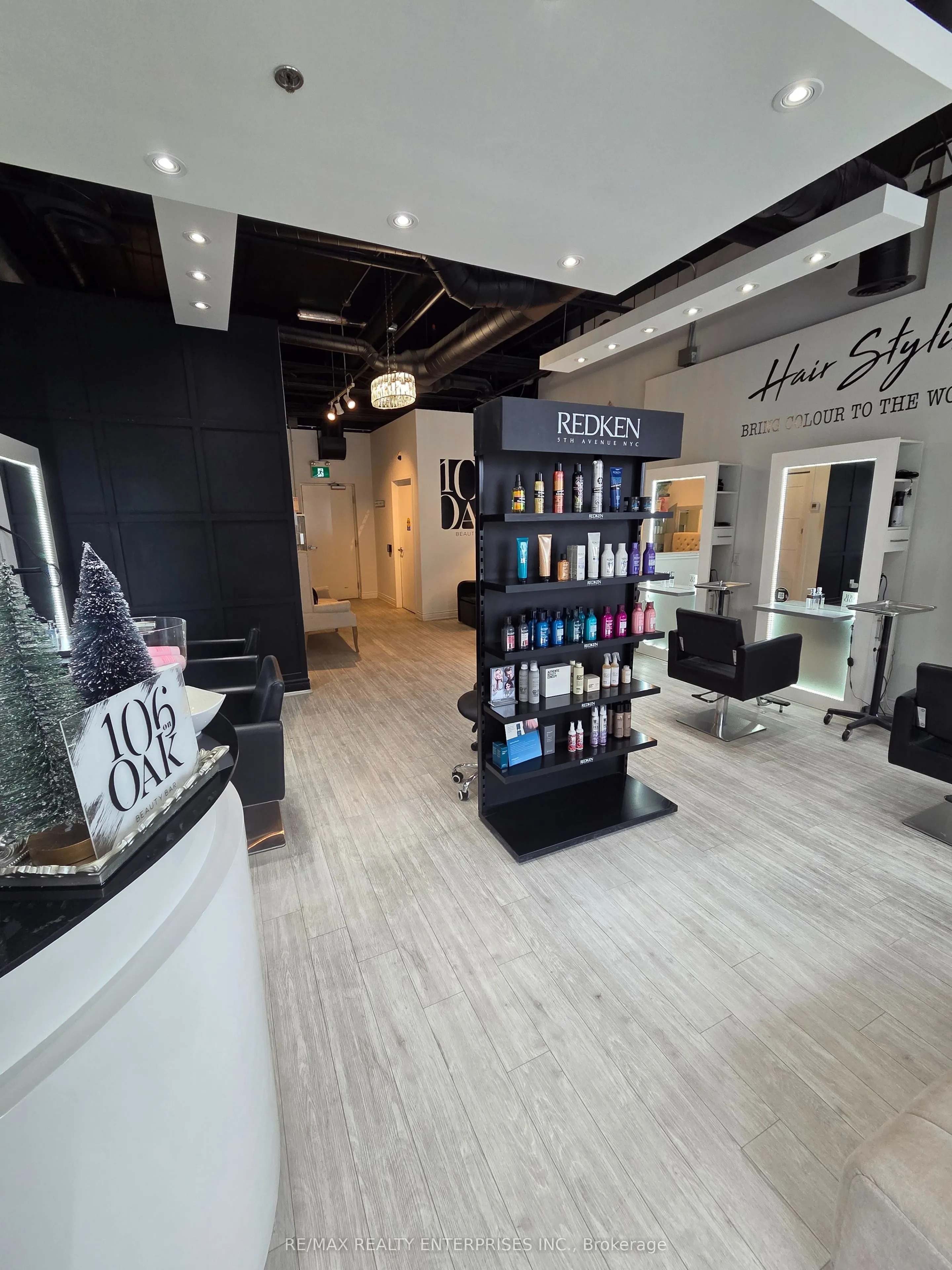 216 Oak Park Boulevard #106