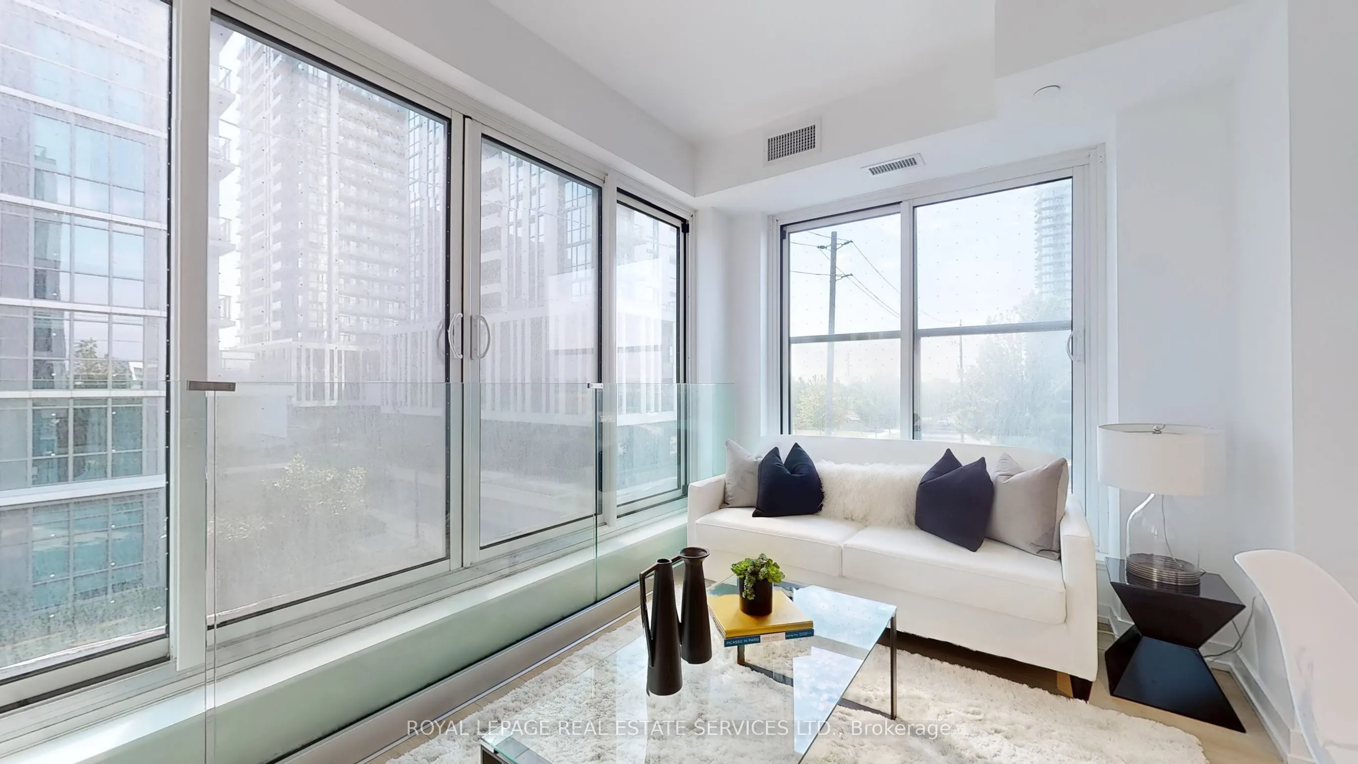 1195 The Queensway #213