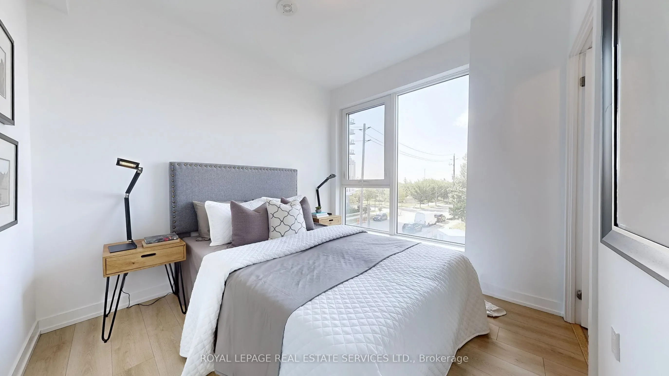 1195 The Queensway #213
