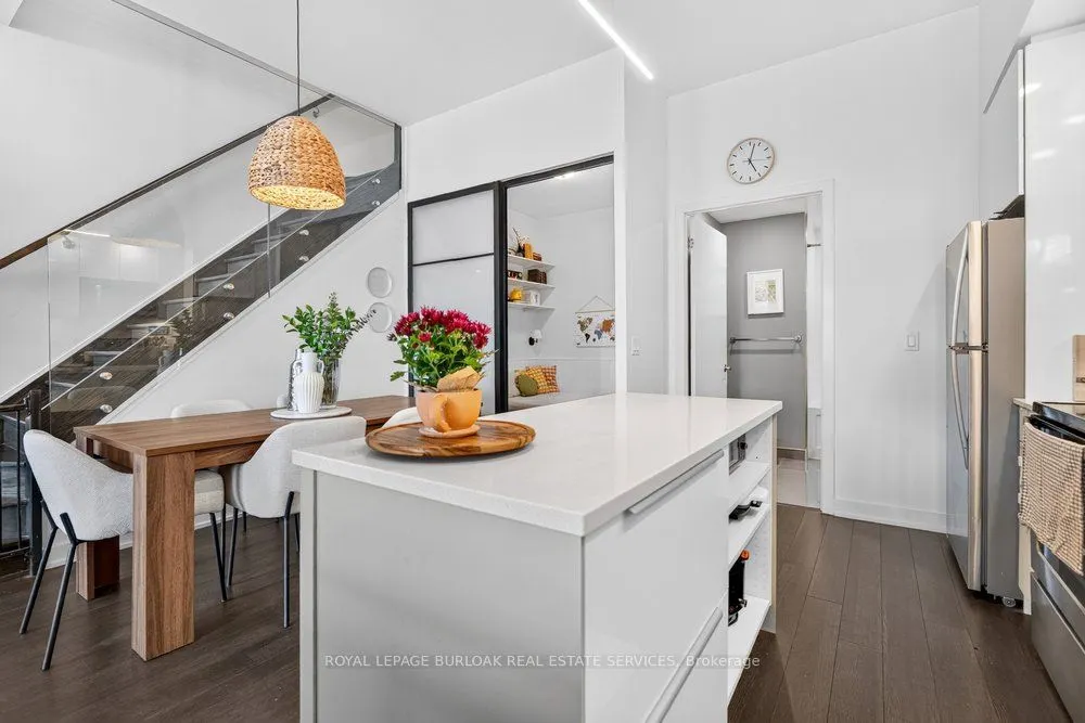 5240 Dundas Street #B209