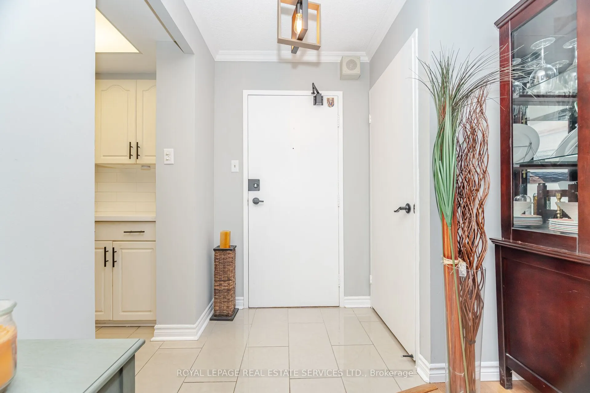 3100 Kirwin Avenue #708