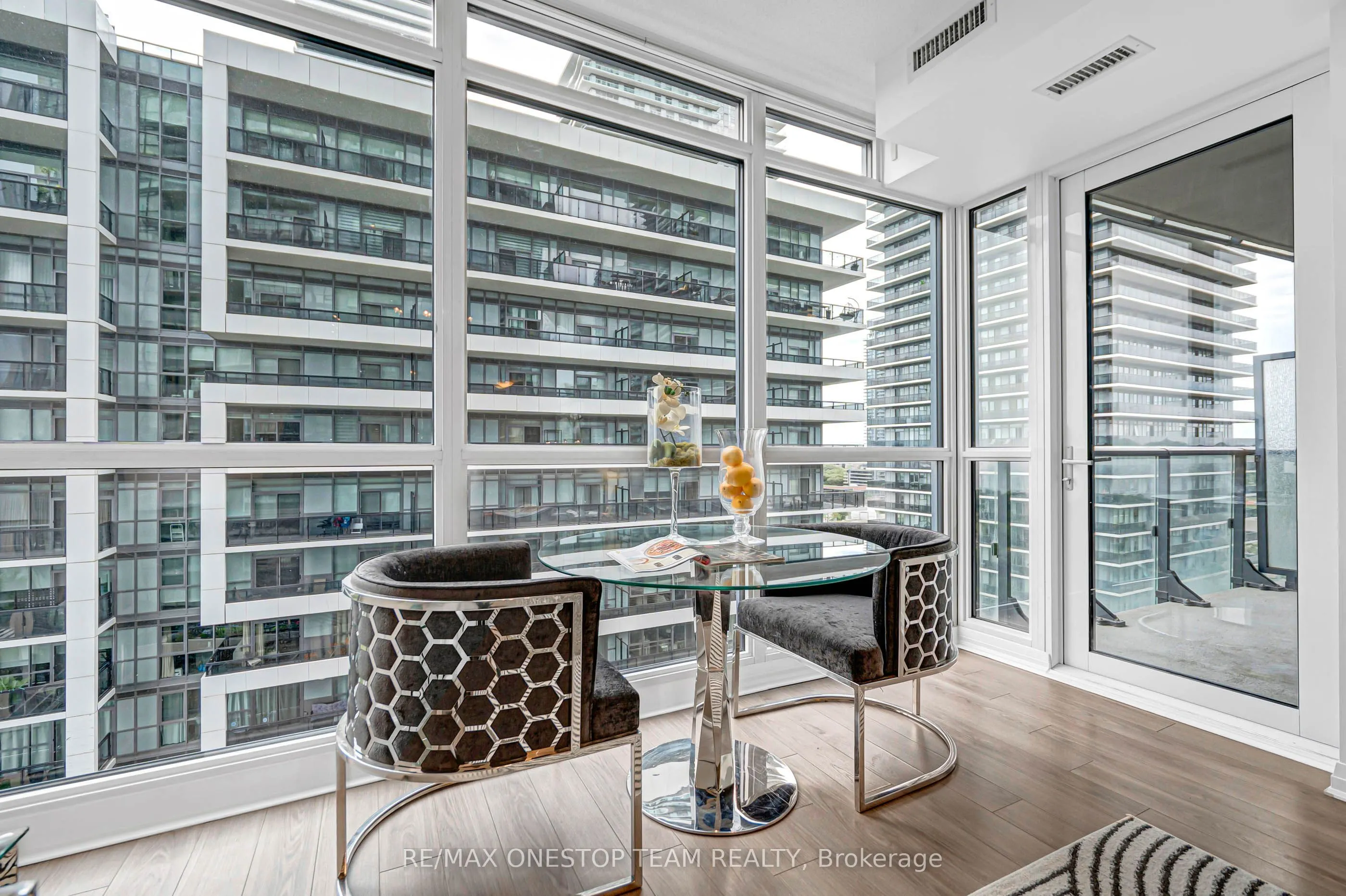 59 Annie Craig Drive #1306