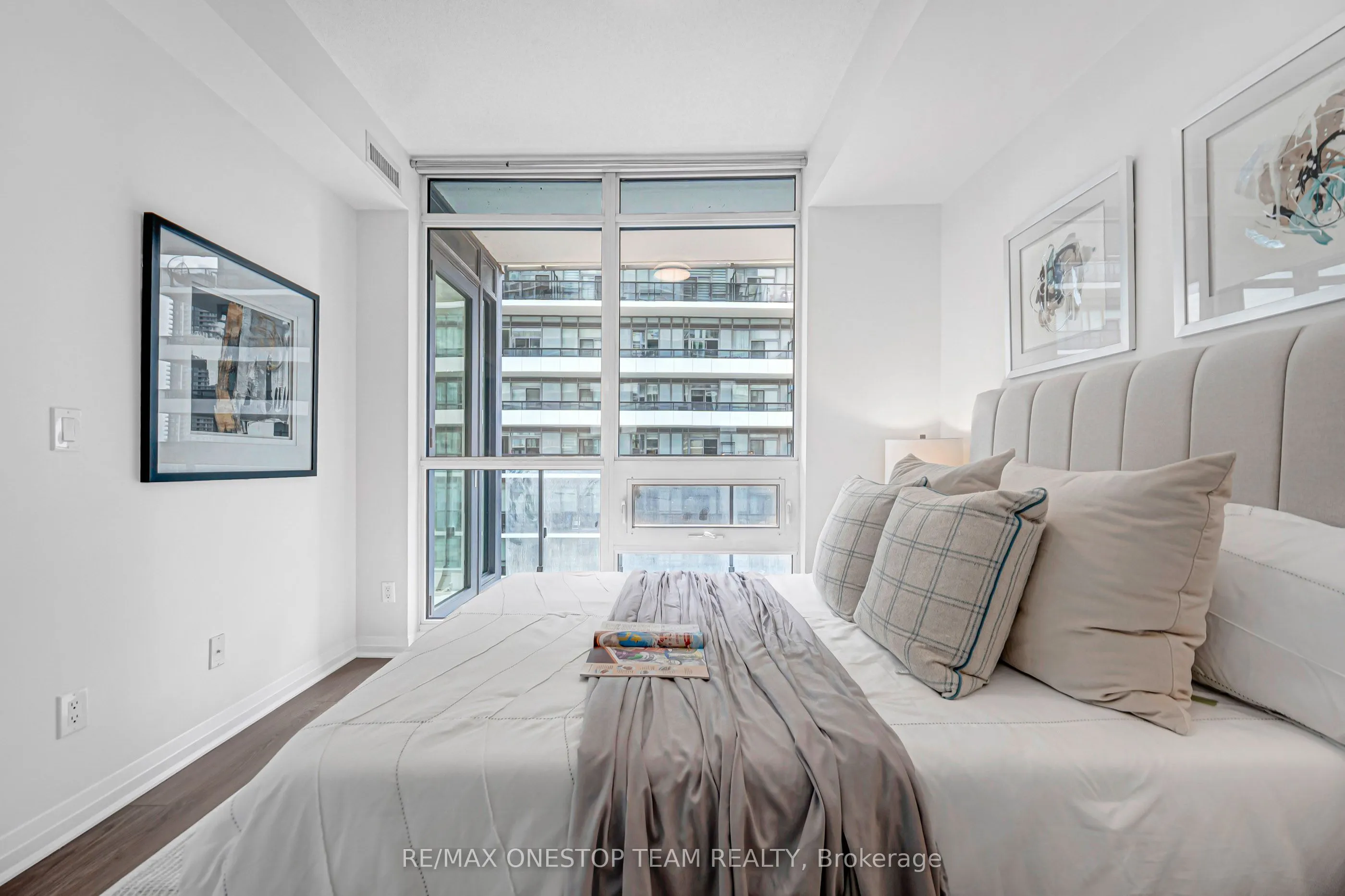 59 Annie Craig Drive #1306