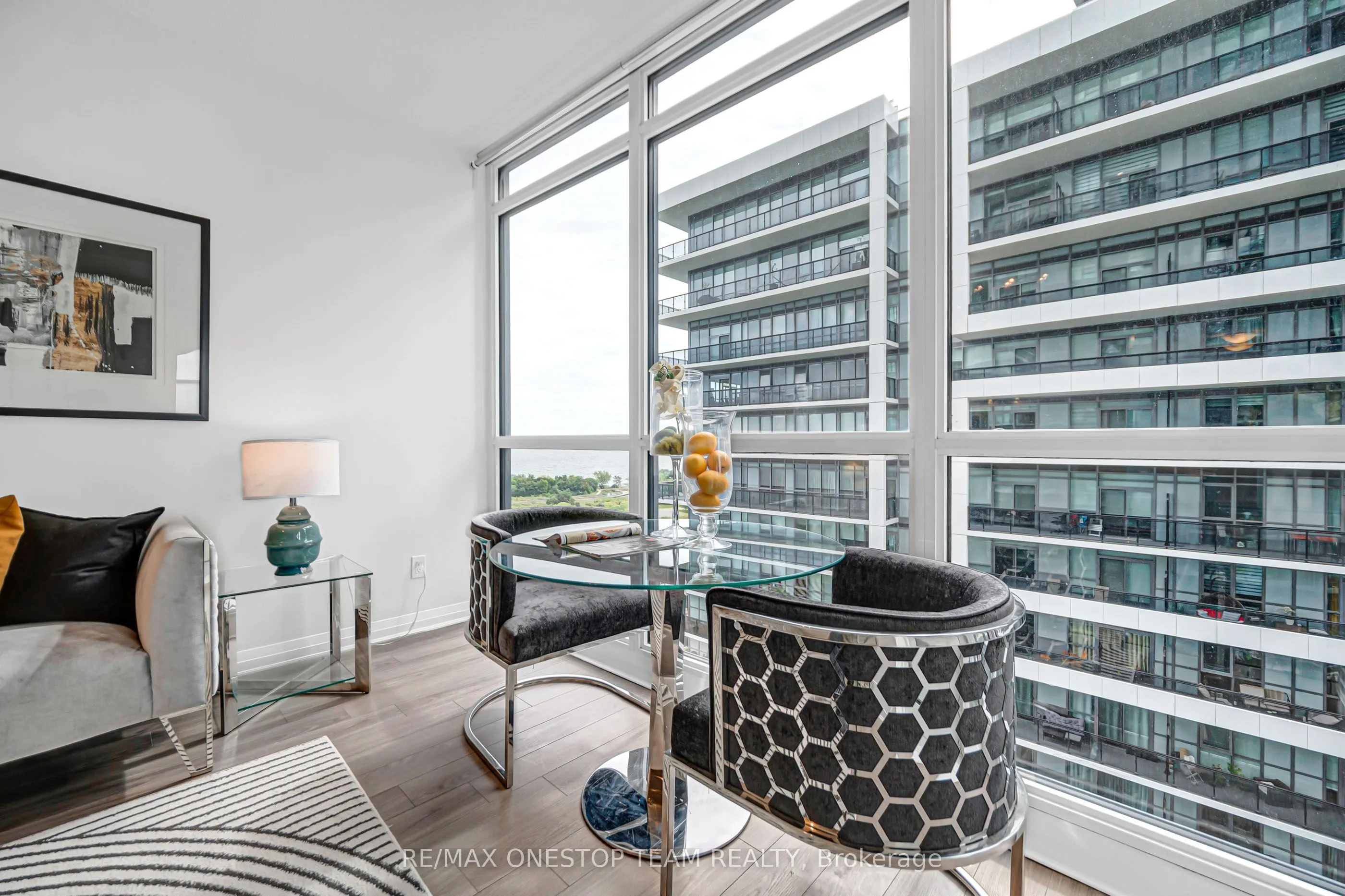 59 Annie Craig Drive #1306