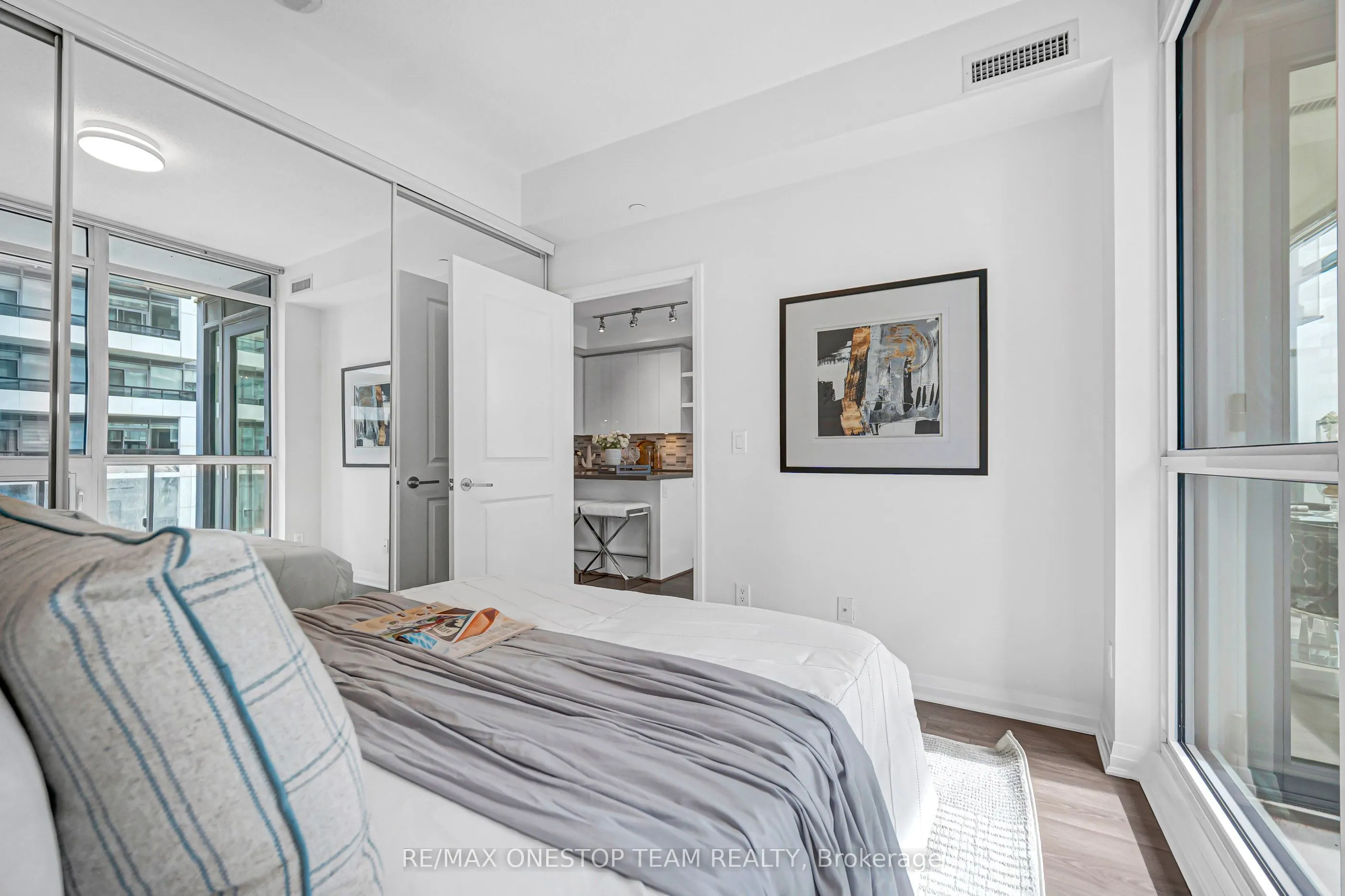 59 Annie Craig Drive #1306