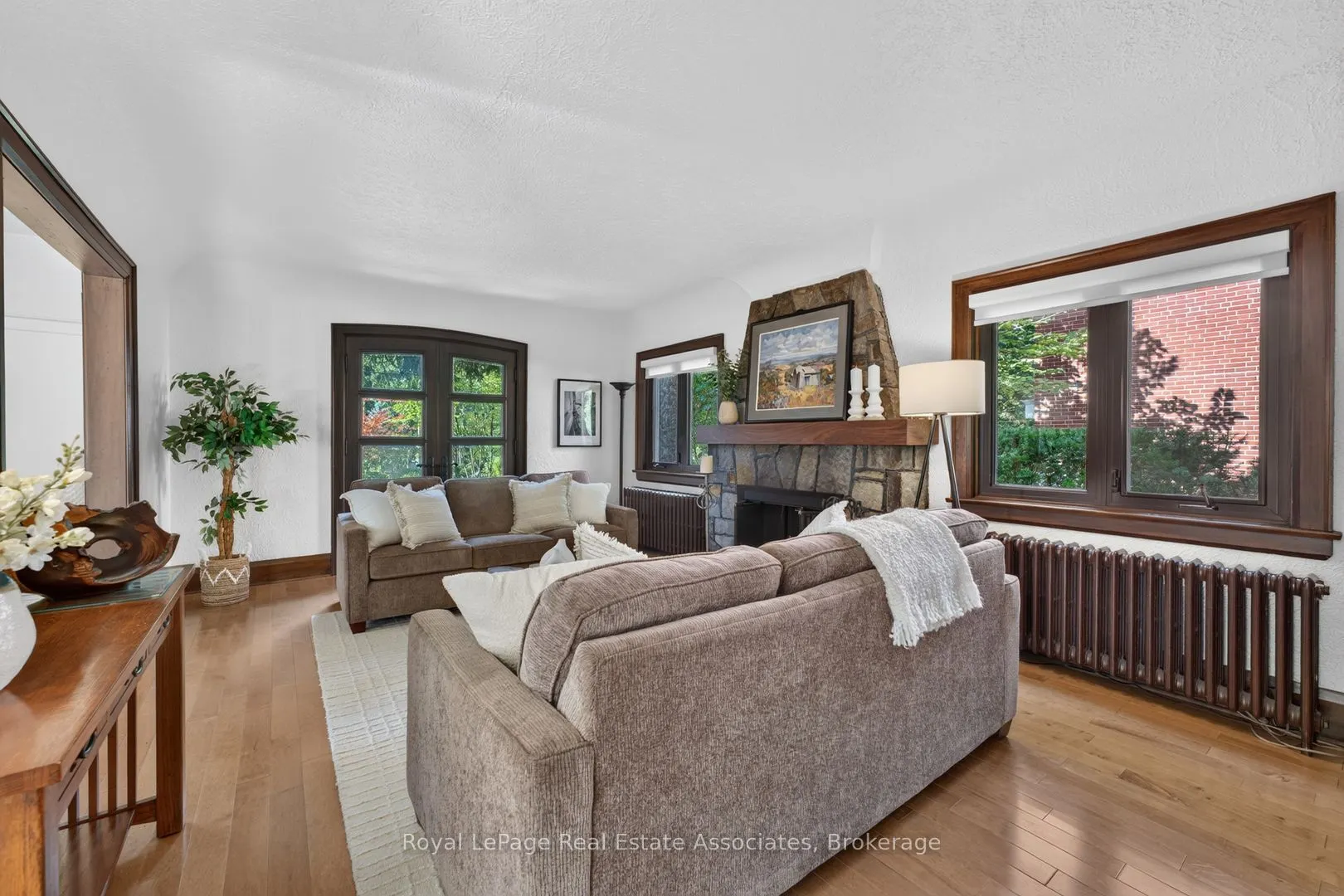 33 Ben Machree Drive