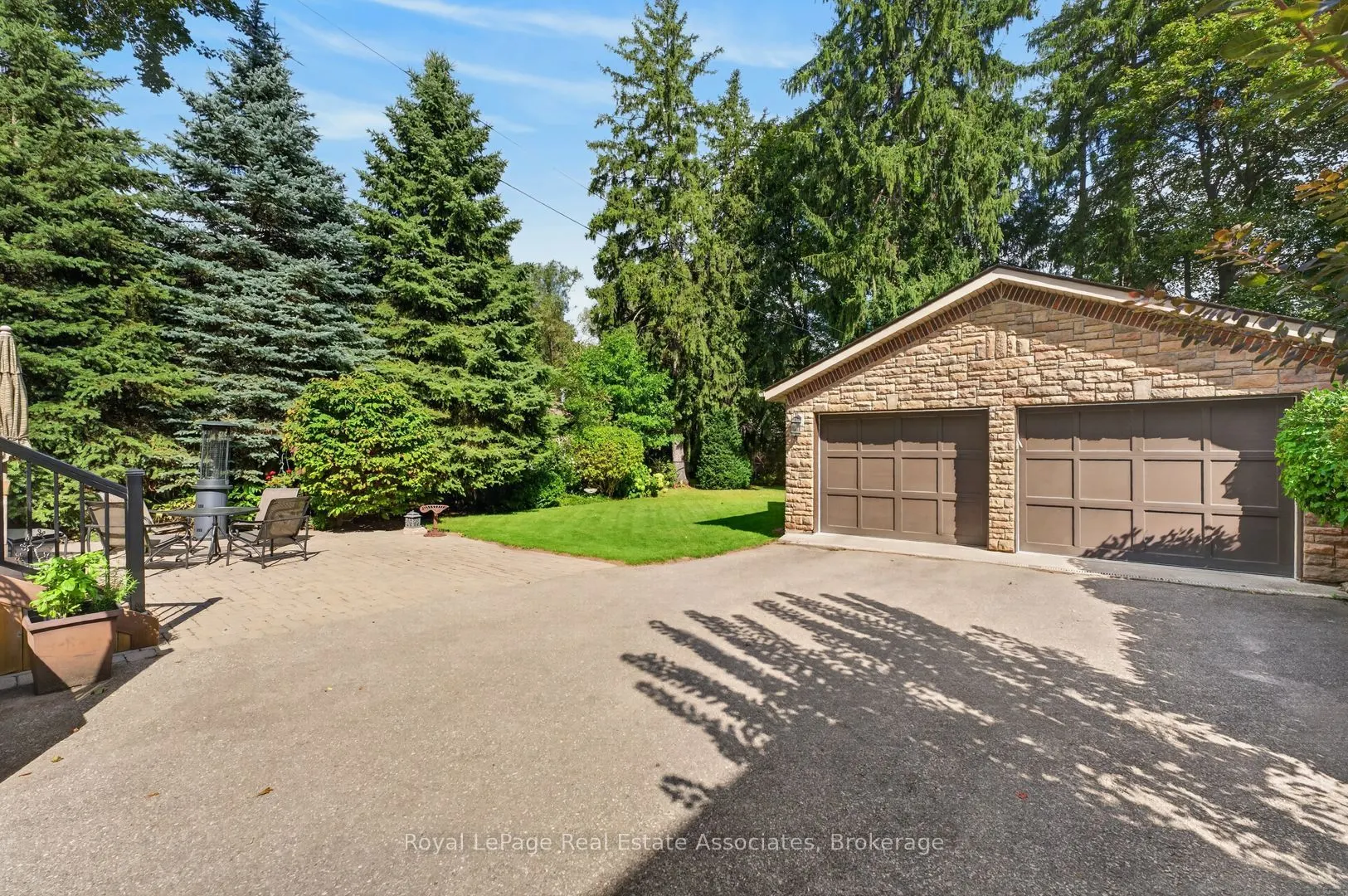 33 Ben Machree Drive