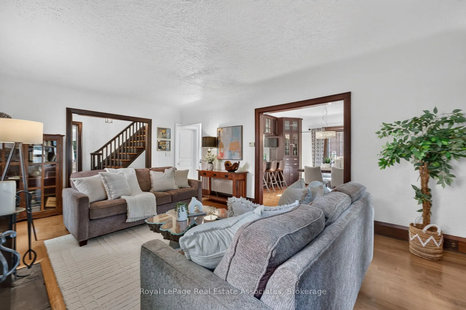 33 Ben Machree Drive