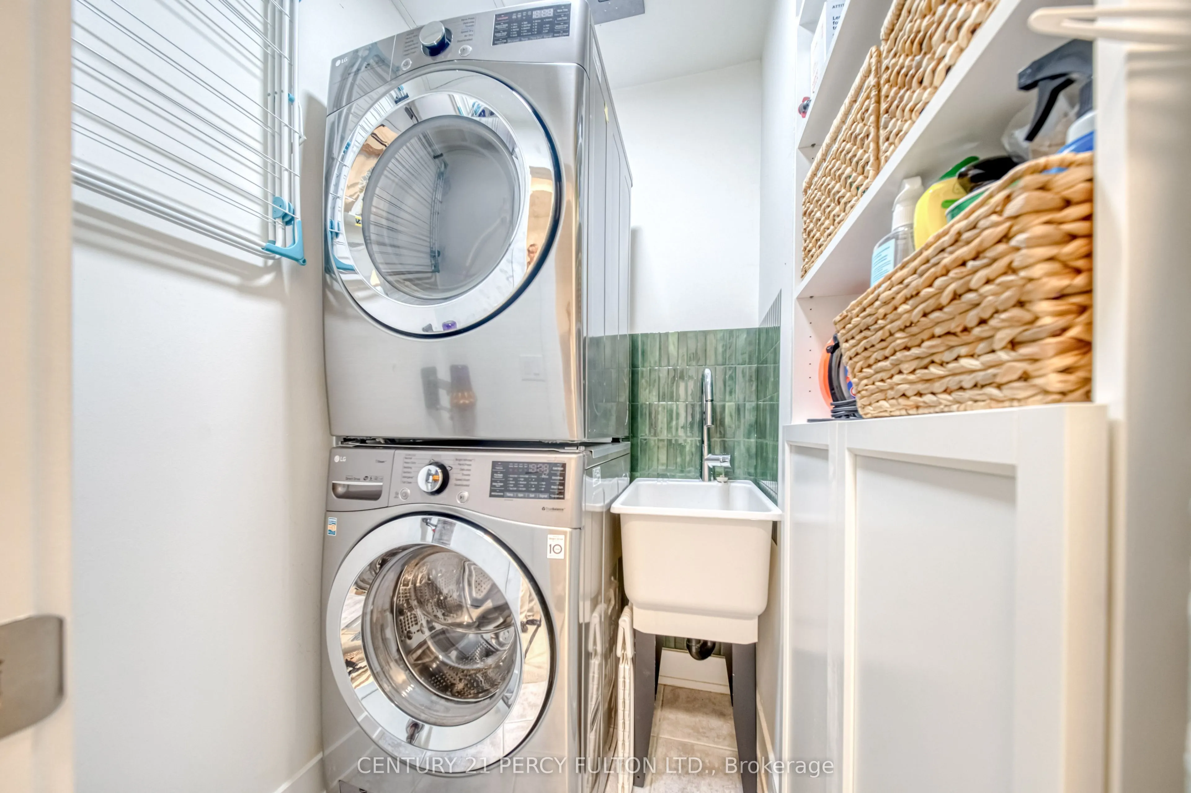 26 Ernest Avenue #20