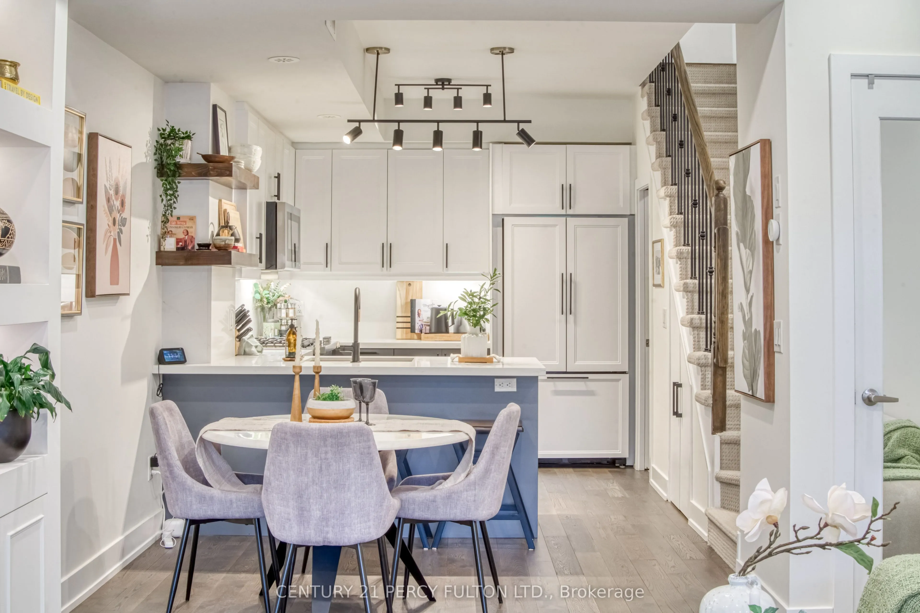 26 Ernest Avenue #20